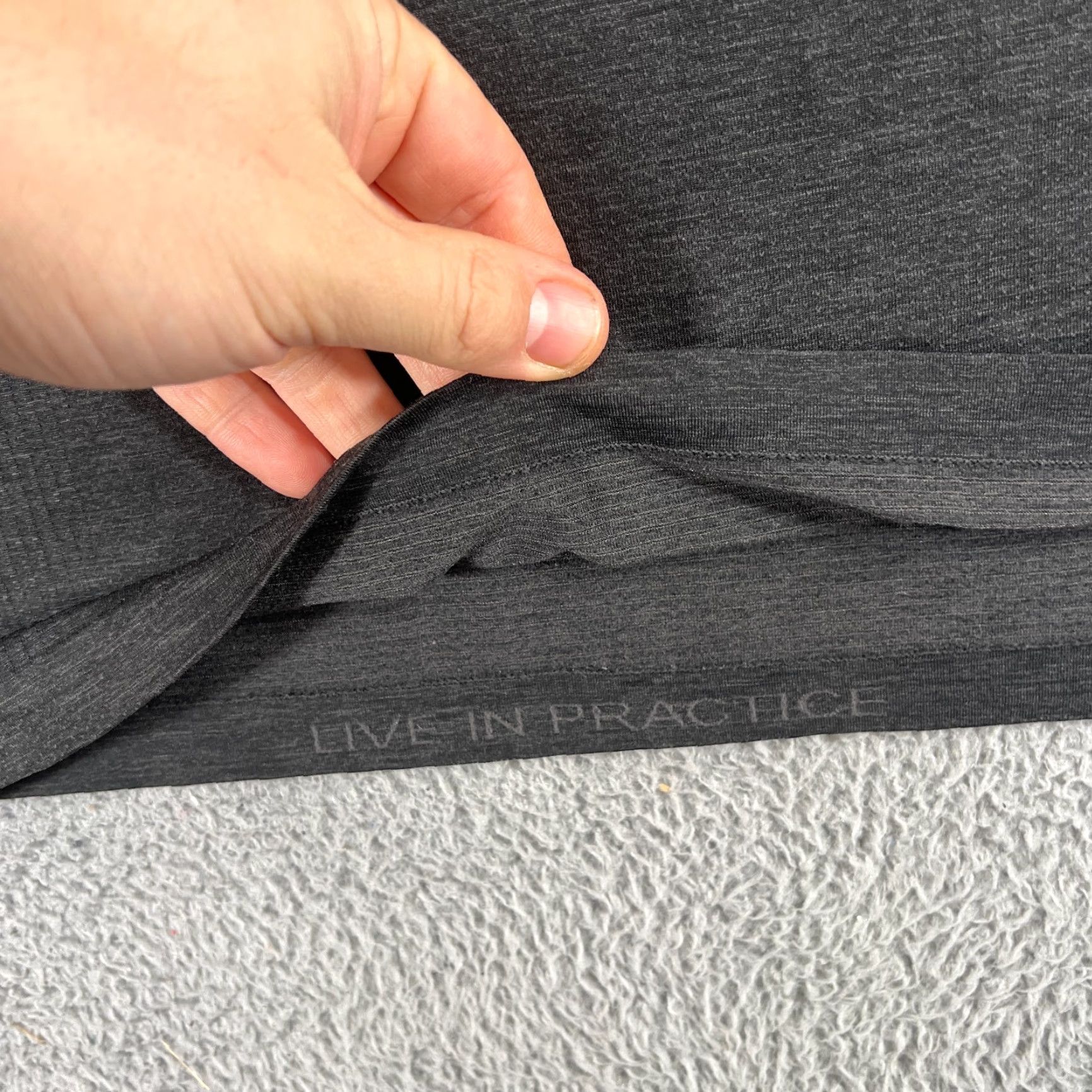 Lululemon Lululemon Hoodie Pullover Mens M Charcoal Gray 2.0 Vent Tech Hooded Activewear Soft Logo Winter Fall Spring Knit/Metal? Size M / US 6-8 / IT 42-44 - 3 Thumbnail