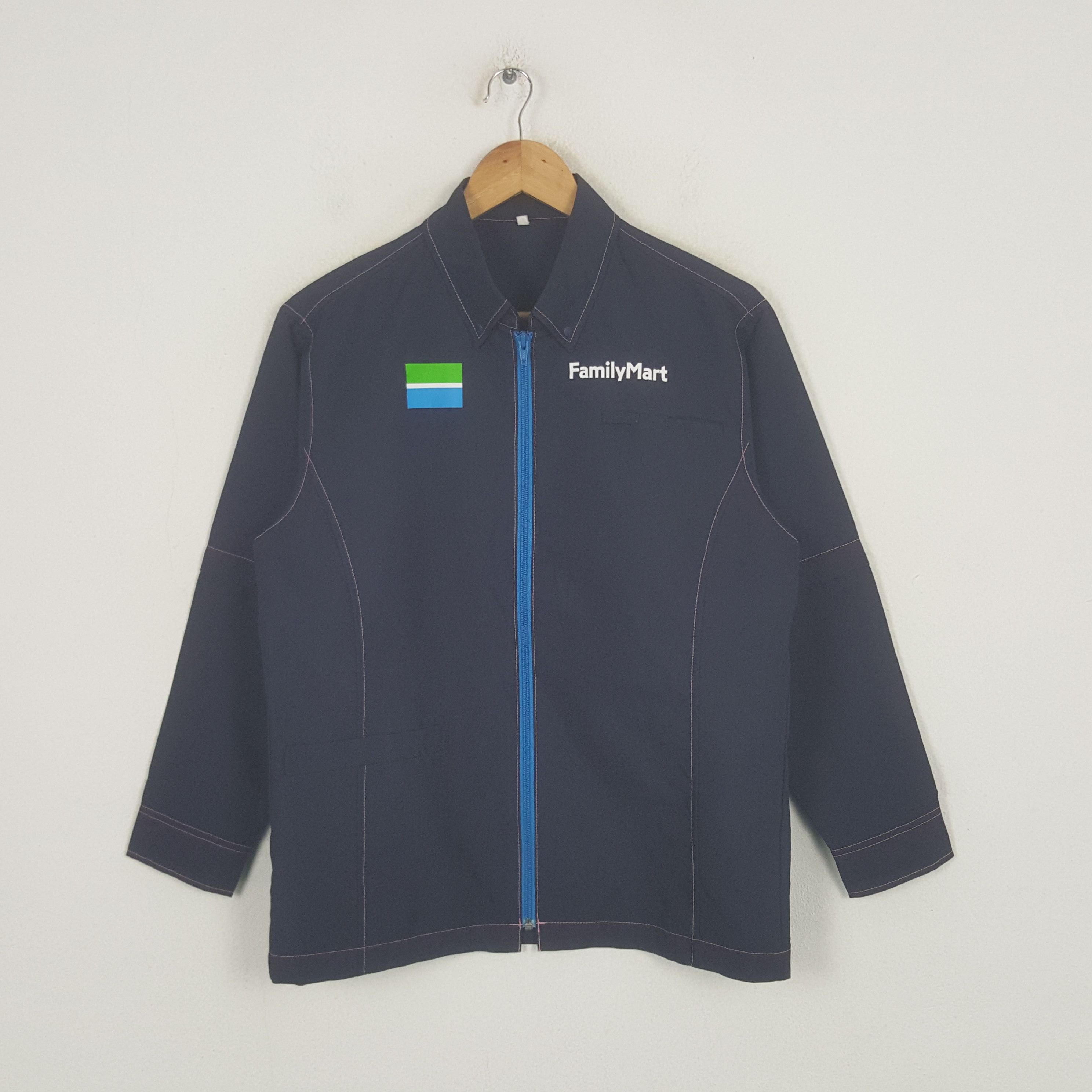 Japanese Brand Vintage Family Mart Japanese Uniform Jacket C299N68 Size US M / EU 48-50 / 2 - 3 Thumbnail