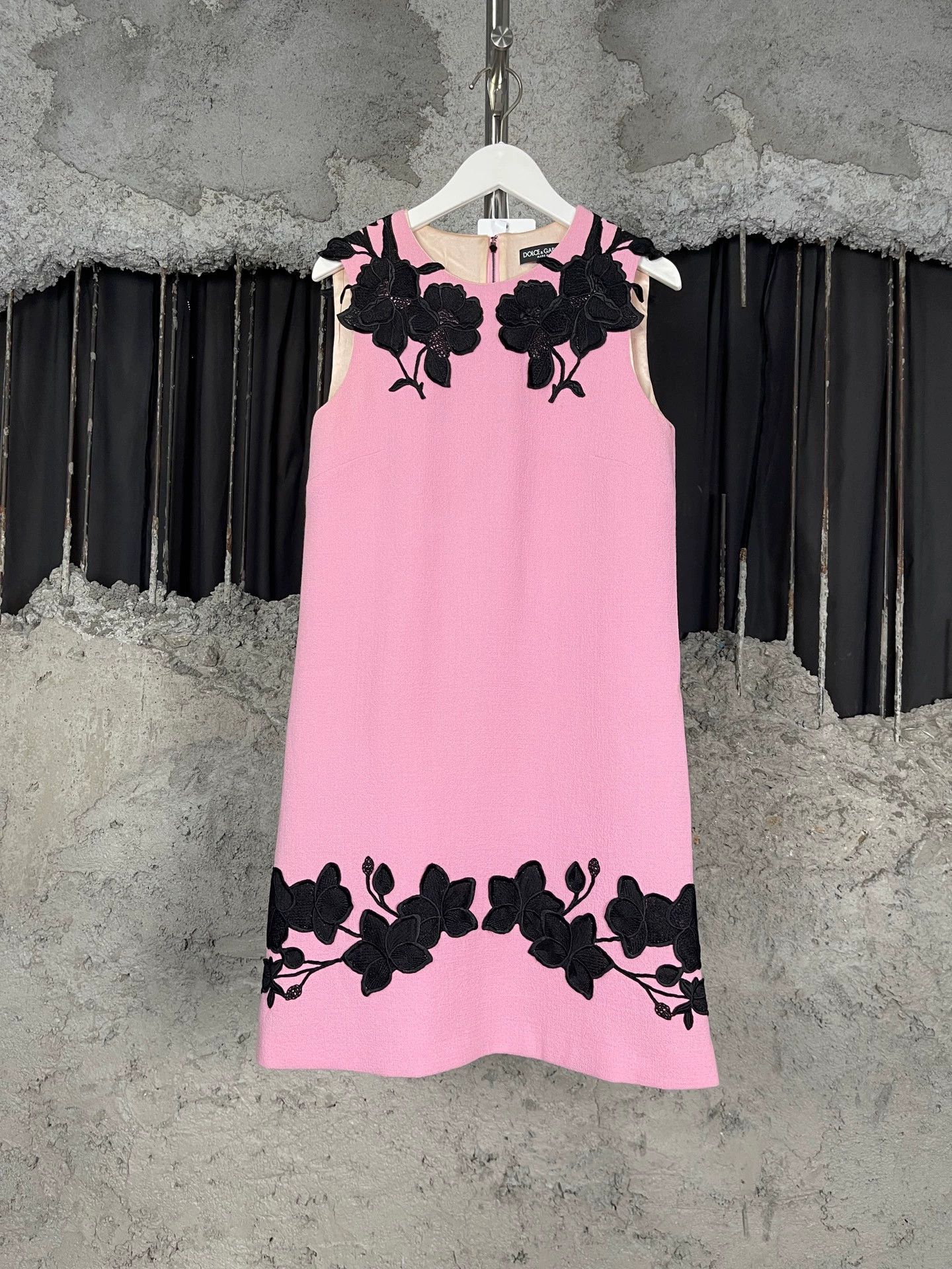 Dolce & Gabbana Dolce & Gabbana Embellished Women's Dress 38 New Size XS / US 0-2 / IT 36-38 - 1 Thumbnail