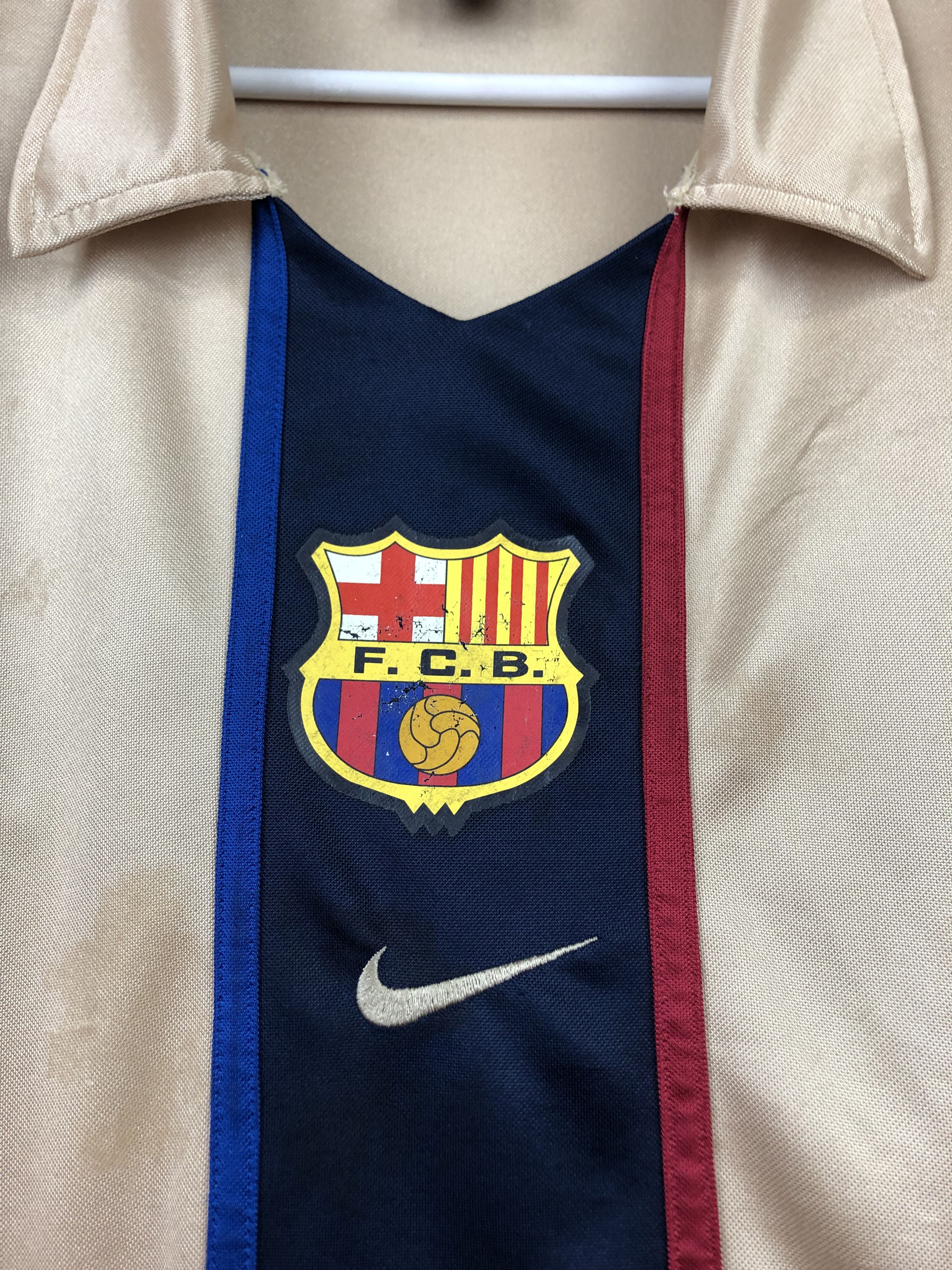Nike × Vintage Barcelona shirt 2001 Soccer Nike Jersey Mens Camiseta Gold Size US L / EU 52-54 / 3 - 5 Thumbnail