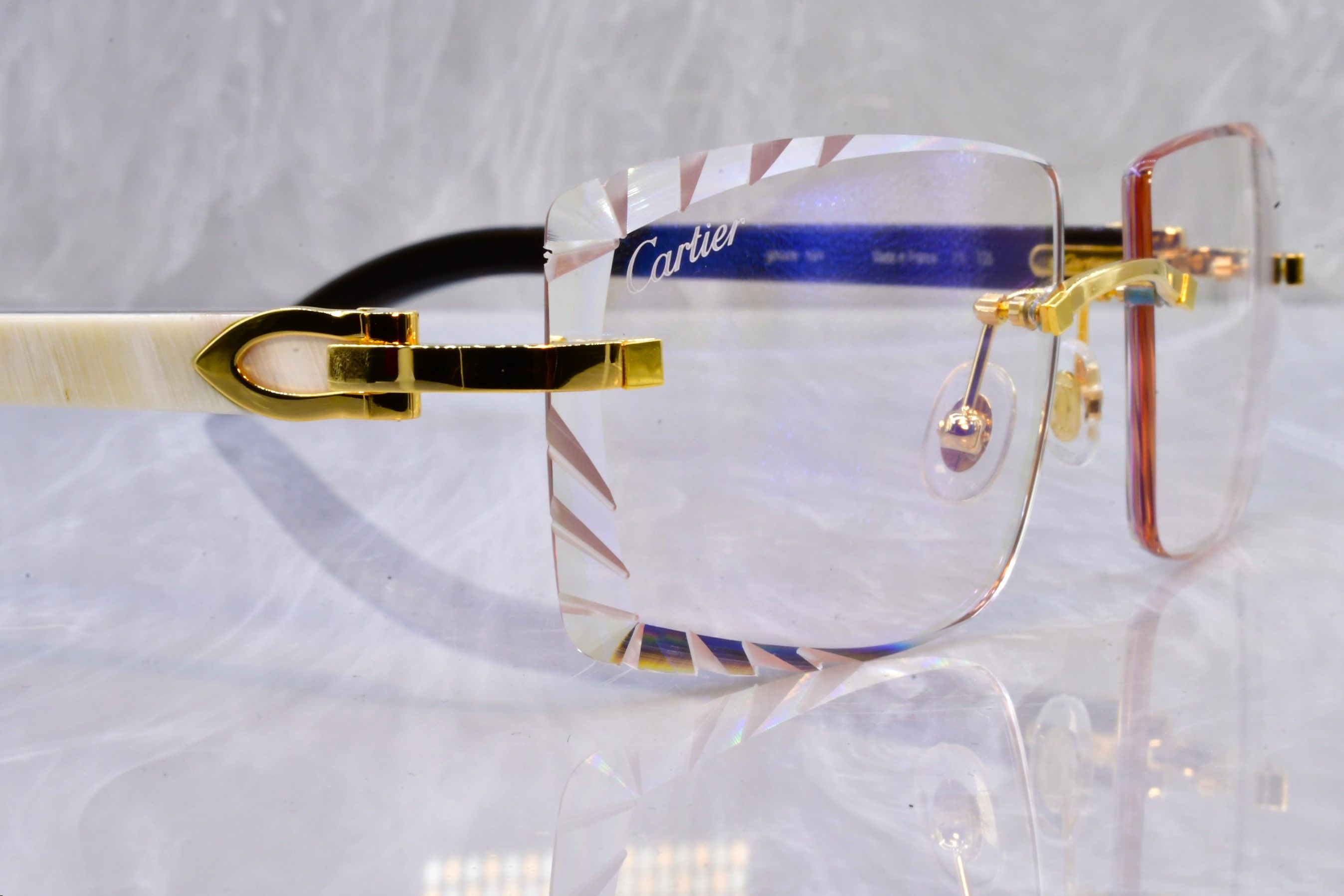 Cartier Cartier diamond cut horn sunglasses C decor buffs Transition Size ONE SIZE - 3 Thumbnail