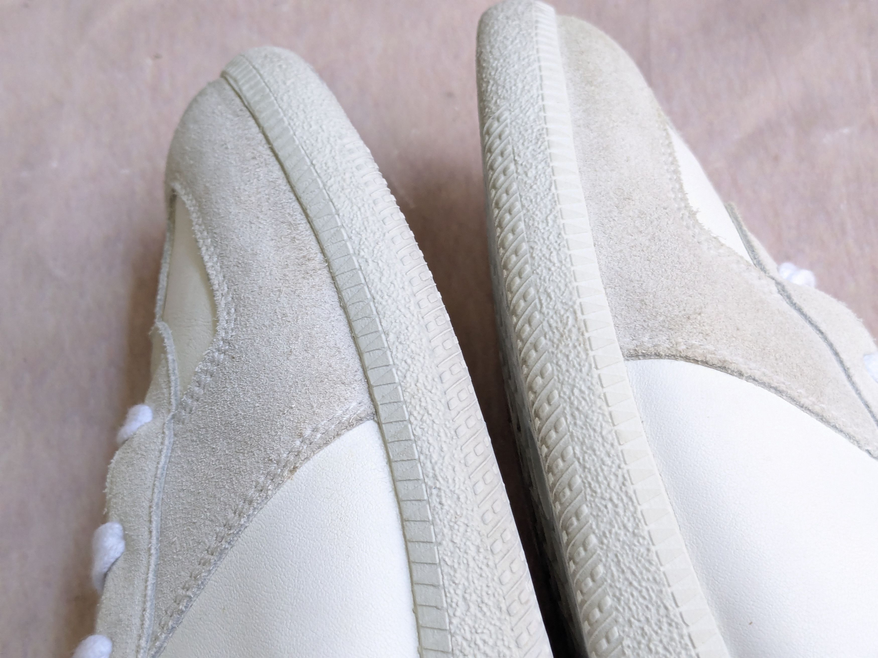 Maison Margiela Maison Margiela GAT Replica White 13.5 46.5 Low Tops Size US 13 / EU 46 - 10 Thumbnail