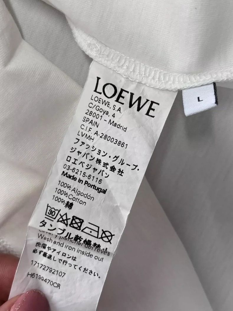 Loewe LOEWE White ladies T-shirt Size L / US 10 / IT 46 - 8 Thumbnail