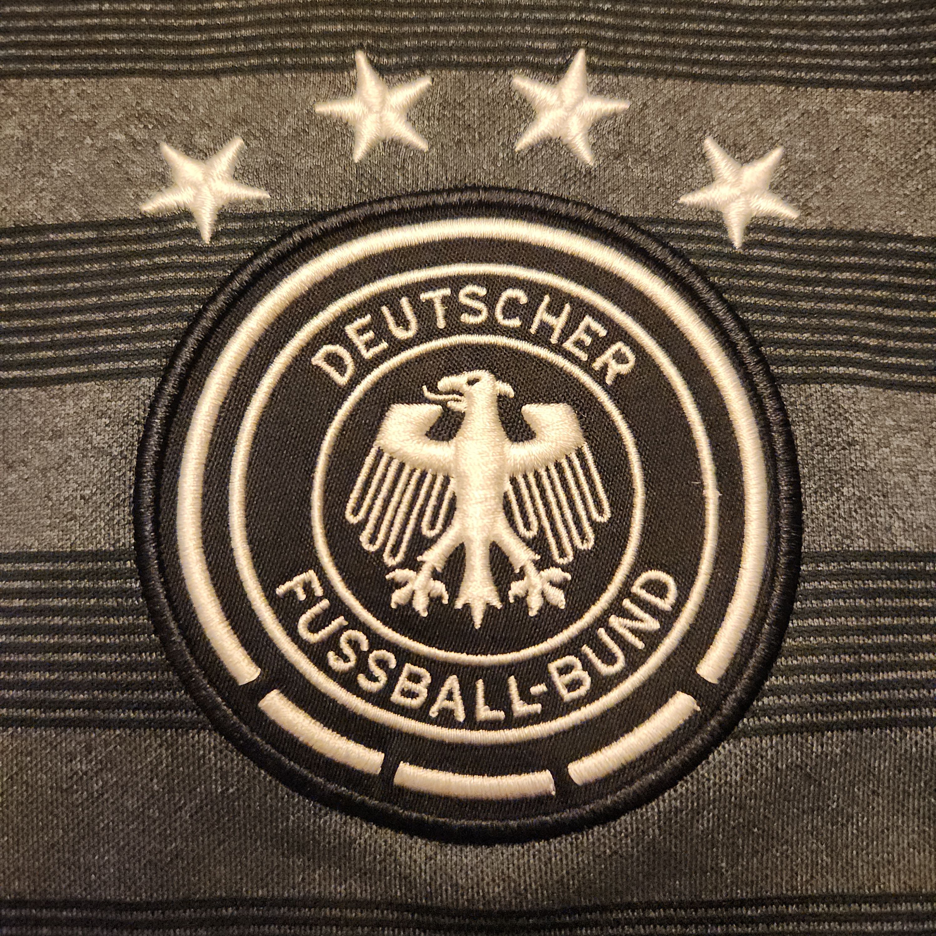 Adidas Authentic Germany GUNDOGAN EURO 2016 2017 16/17 Away Jersey Size US M / EU 48-50 / 2 - 7 Thumbnail