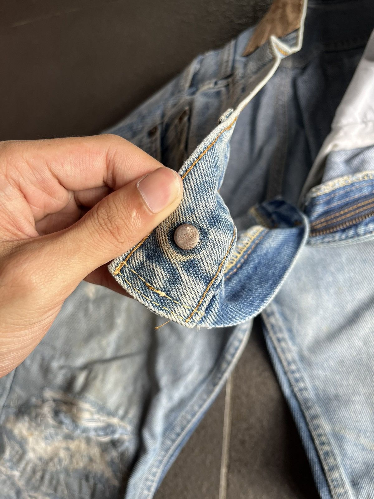 Levi's Vintage Levi’s 80’s 505 Distressed Faded Blue Size US 30 / EU 46 - 12 Thumbnail