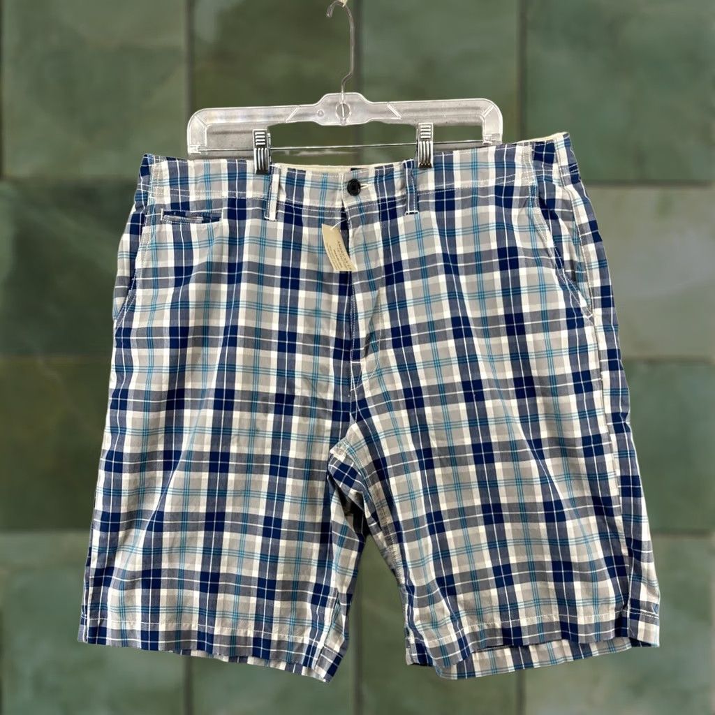 American Eagle Outfitters American Eagle Plaid Shorts Mens 38 Blue Bermuda Casual Cotton NWT Size US 38 / EU 54 - 1 Thumbnail