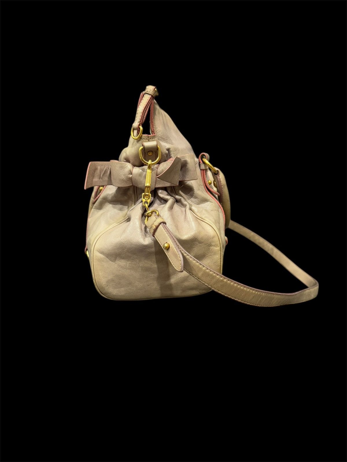 Genuine Leather × Miu Miu MIU MIU VITELLO LUXURY BOW BAG LEATHER DISTRESS ABSTRACT Size ONE SIZE - 3 Thumbnail