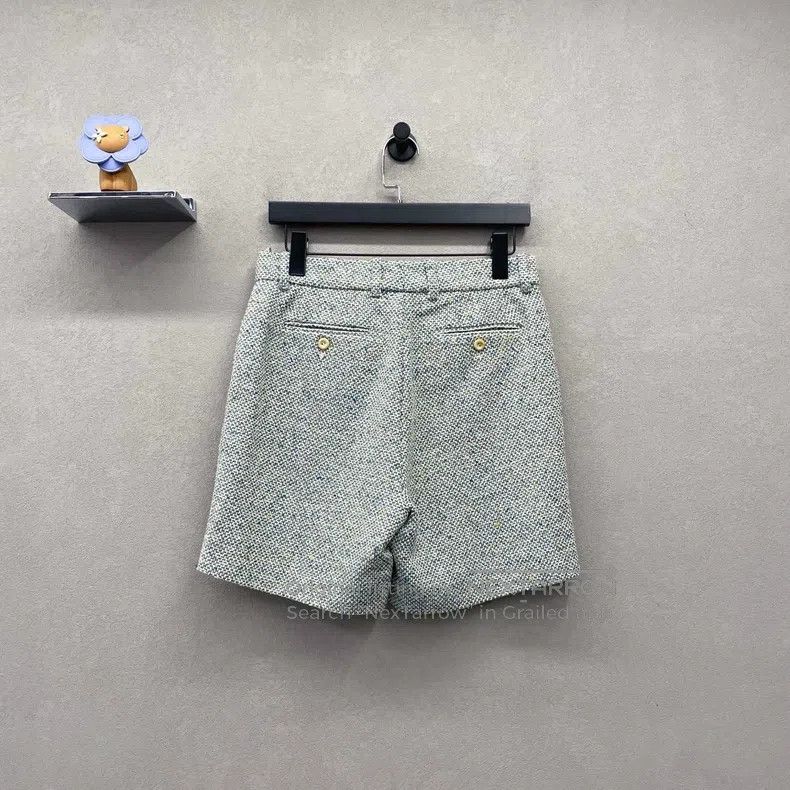 Gucci Gucci Shorts with zippered side pockets Size 26" / US 2 / IT 38 - 2 Thumbnail