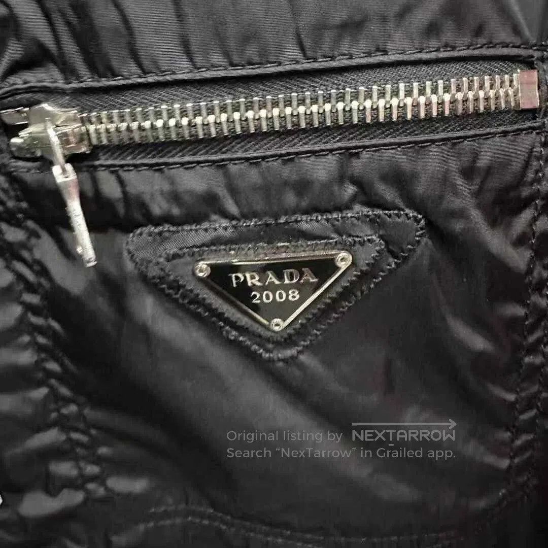 Prada Prada Nylon Jacket Metal Triangle XS. Size XS / US 0-2 / IT 36-38 - 3 Thumbnail
