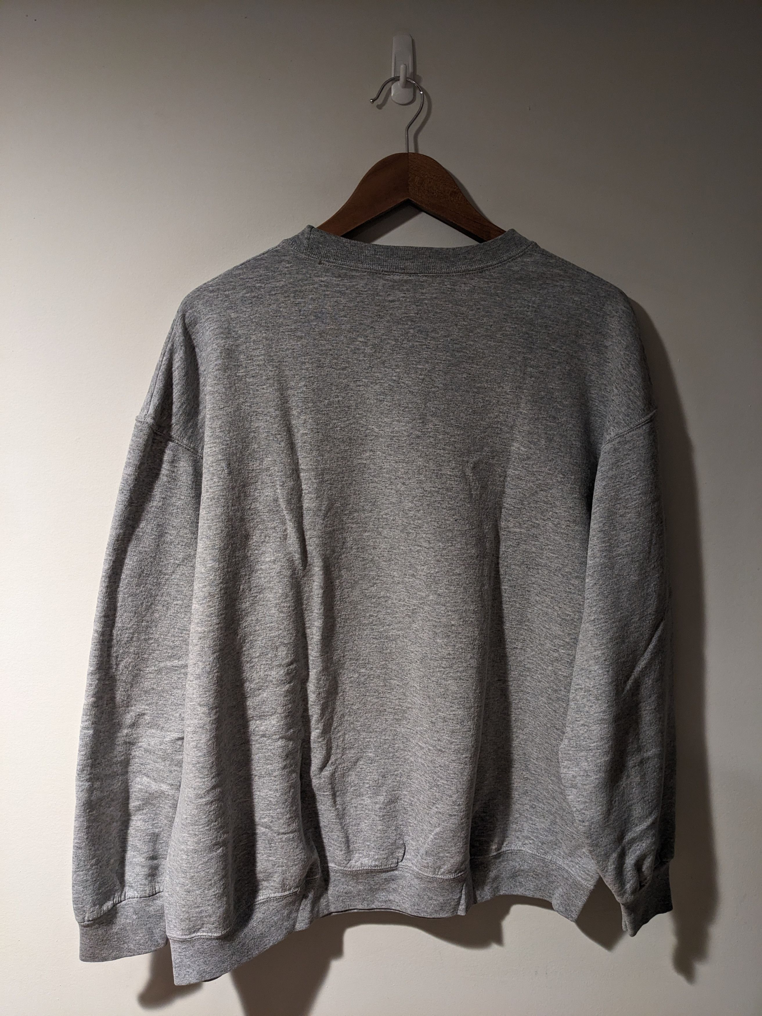 Disney × Vintage Vintage Y2K Winnie the Pooh Disney Store Sweatshirt Size US XL / EU 56 / 4 - 4 Thumbnail