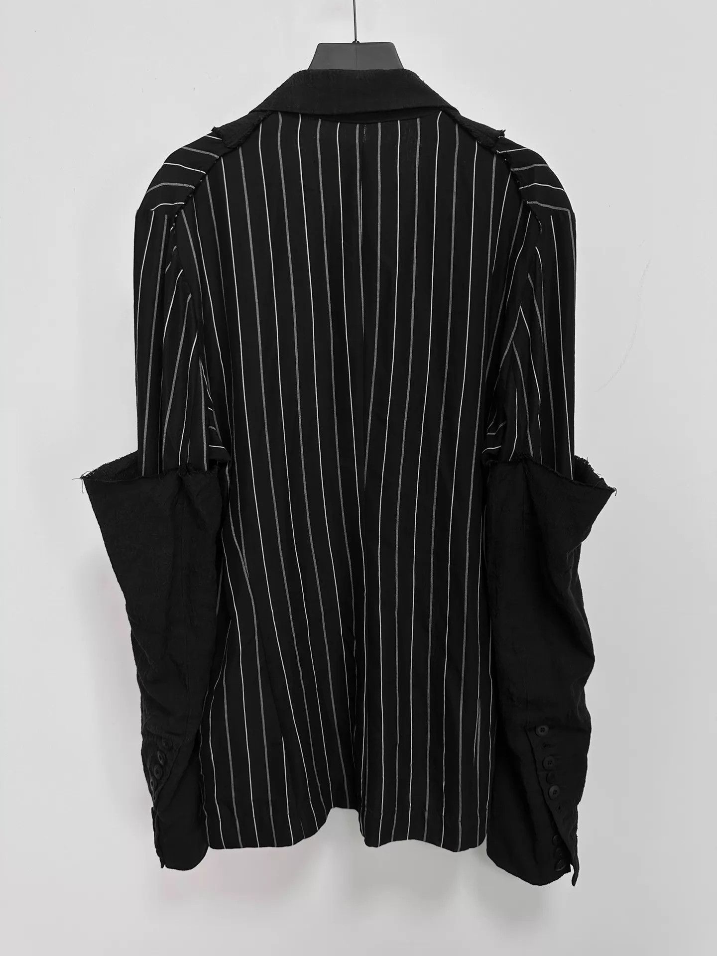 Marc Le Bihan Marc Le Bihan 18AW Linen Decon Jkt B&W Horn Buttons Size US L / EU 52-54 / 3 - 3 Thumbnail