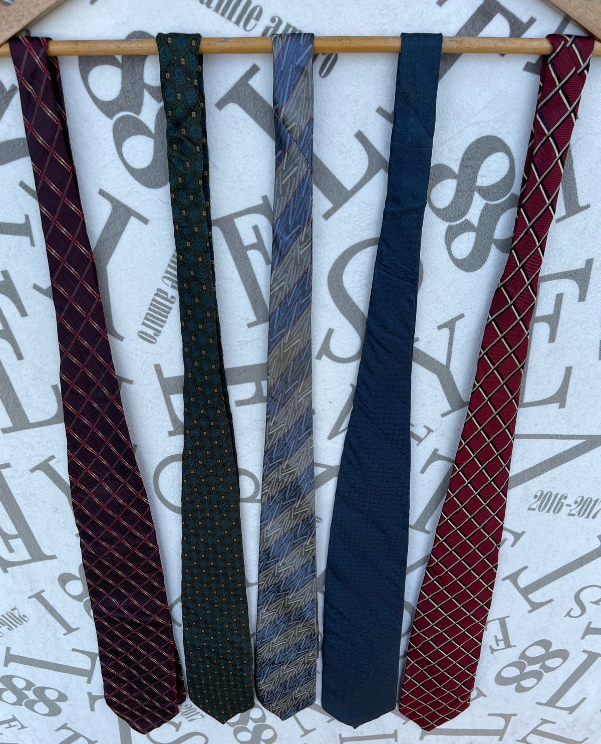 Balenciaga 🔥VINTAGE BALENCIAGA NECKTIE/TIE BUNDLE COMBO 5 PCS Size ONE SIZE - 9 Thumbnail