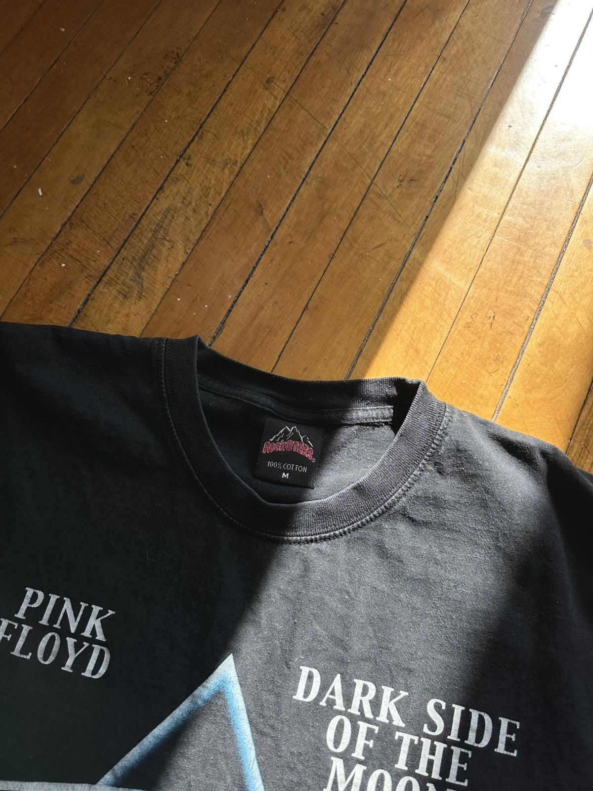 Band Tees 🔥 Vintage 90s PINK FLOYD THE DARK SIDE OF THE MOON T SHIRT Size US M / EU 48-50 / 2 - 3 Thumbnail