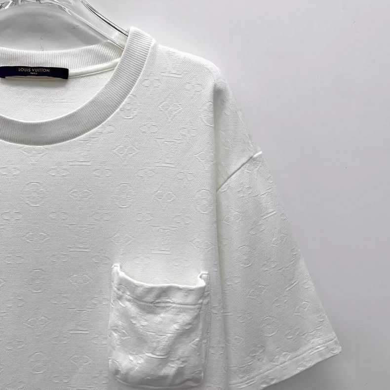 Louis Vuitton Louis Vuitton White logo full-print cotton crewneck short- Size US XXL / EU 58 / 5 - 3 Thumbnail