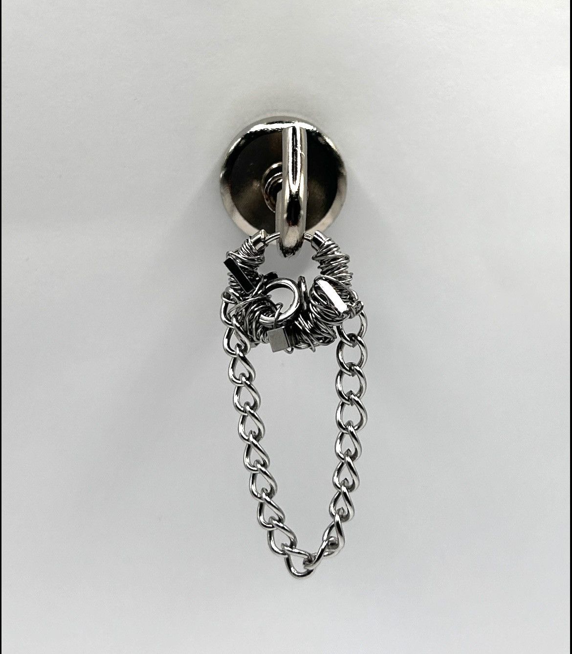 Handmade Stainless Steel Mono Earring with Chain erd chrome