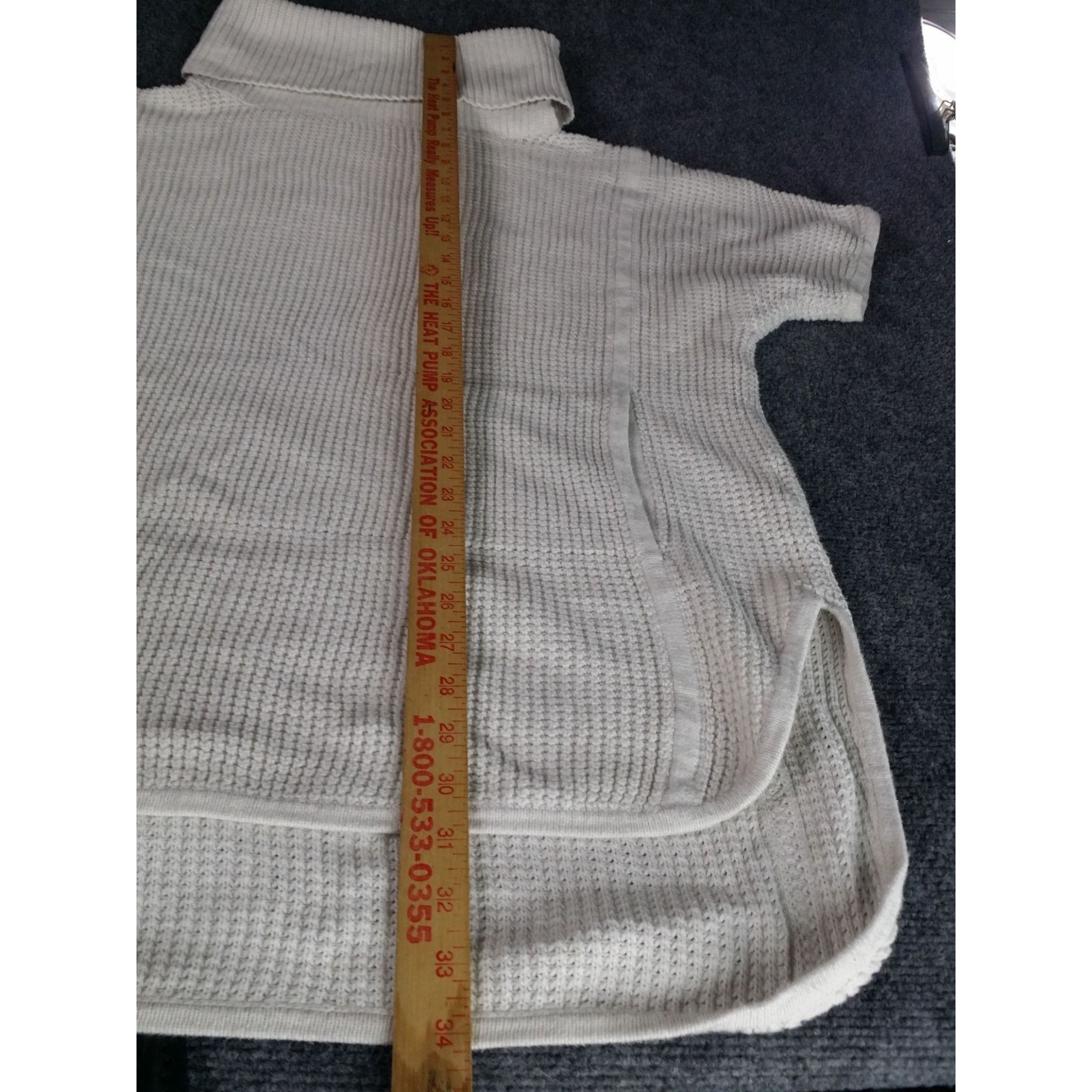 Ugg UGG Waffle Knit Turtleneck Sweater Women Sz XL White Short S Size XL / US 12-14 / IT 48-50 - 3 Thumbnail