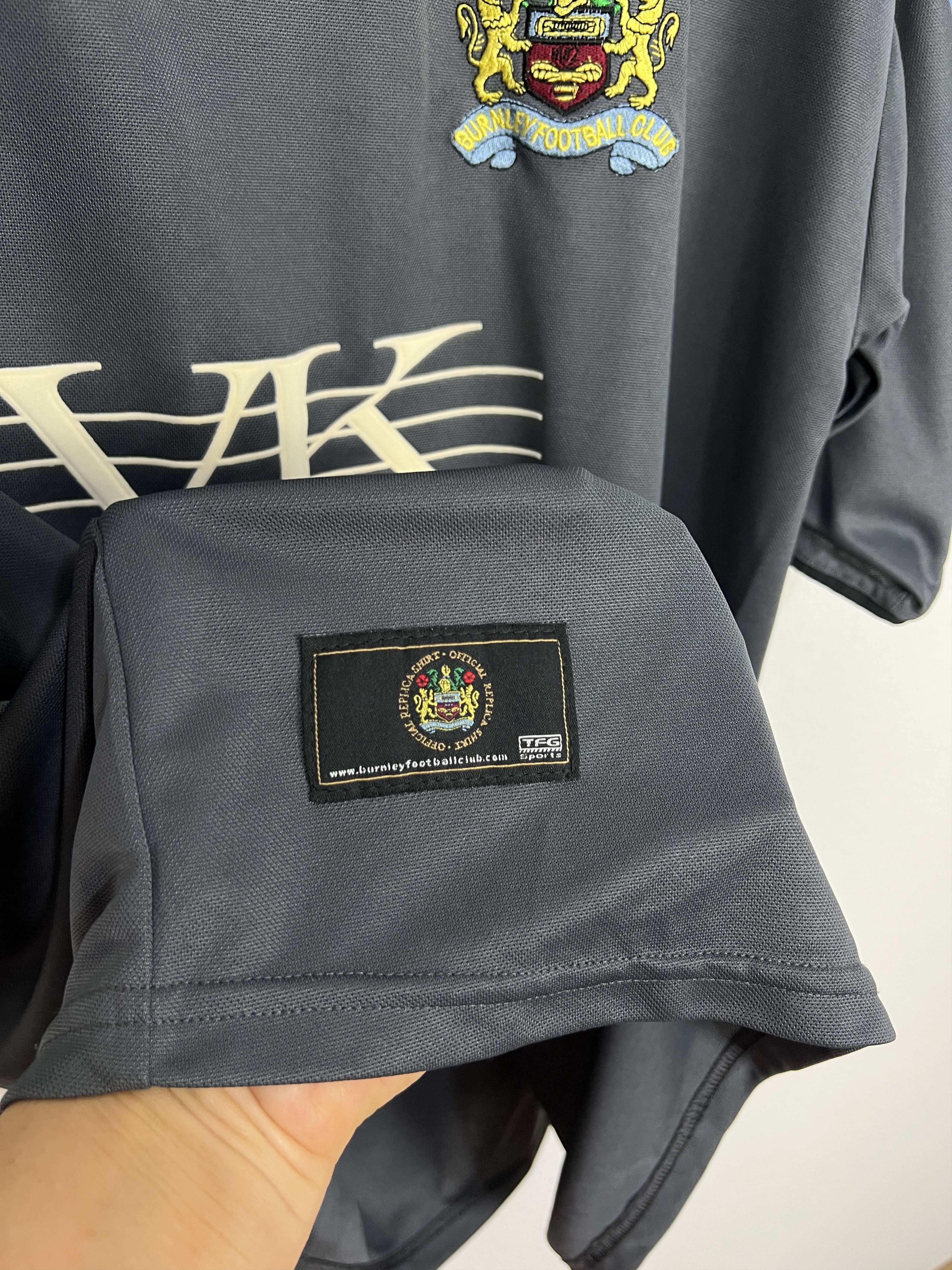 Vintage Burnley Away football shirt Soccer Jersey Trikot TFG Rare Size US XL / EU 56 / 4 - 5 Thumbnail