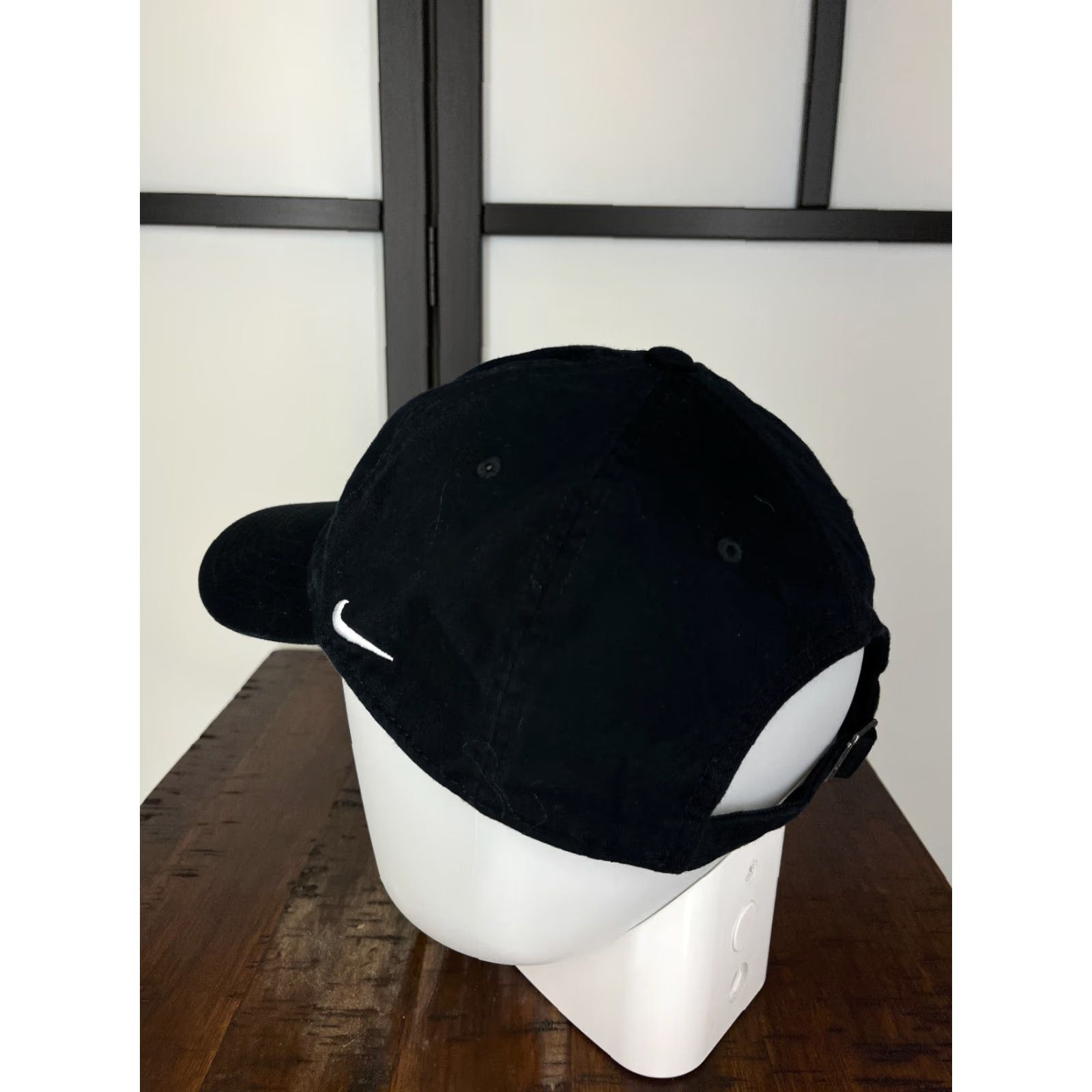Nike Nike Hat Cap Strap Back Adult One Size Black Cotton Heritage86 Twill Baseball Cap Nike Mens Hats Sports Logo Housing Adjustable Black 90s? Size ONE SIZE - 6 Thumbnail