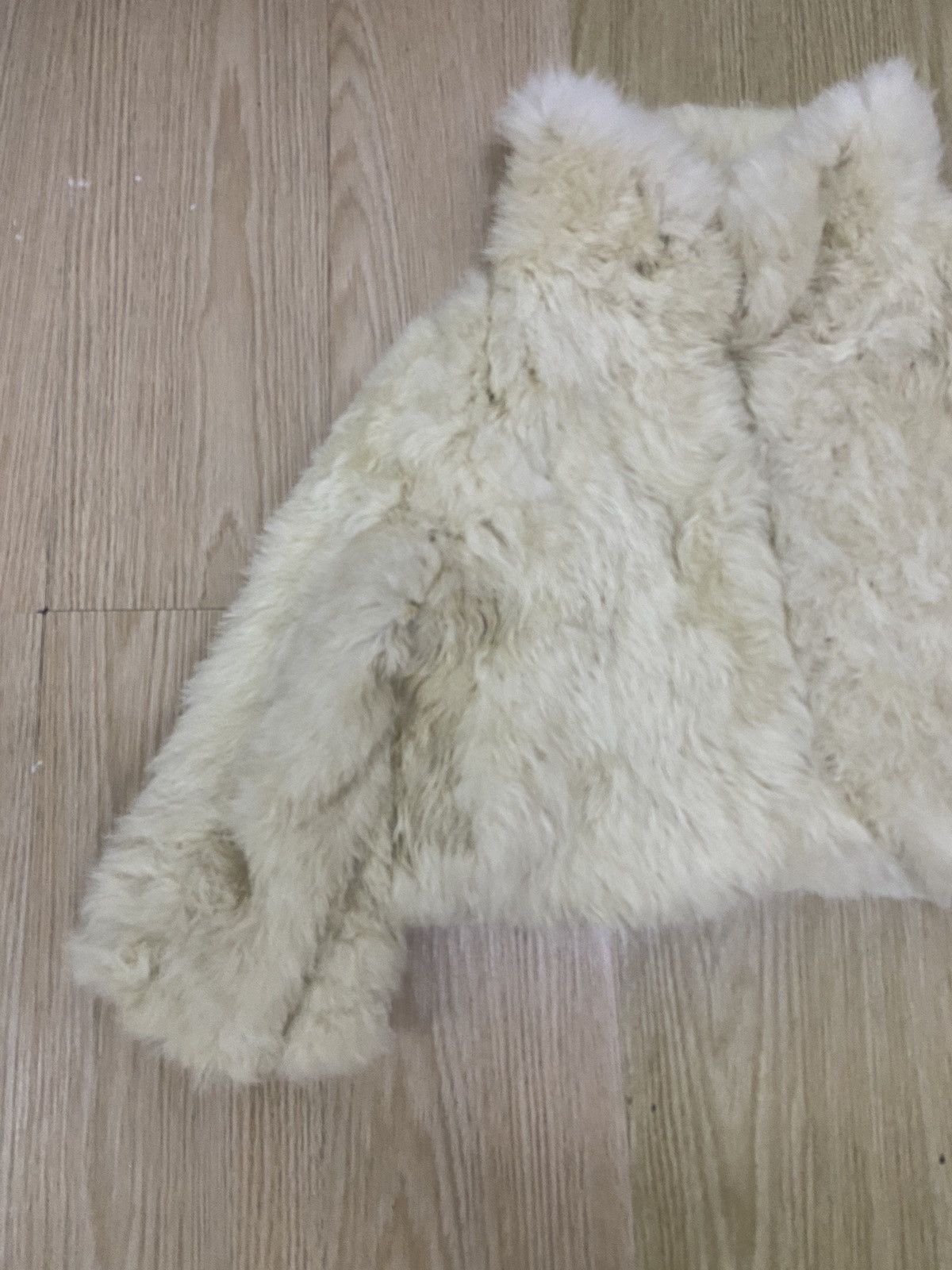 Japanese Brand × SHIPS Ships rabbit fur faux fur buttonless croptop jacket Size S / US 4 / IT 40 - 4 Thumbnail