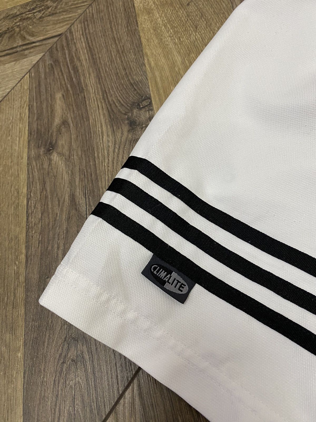 Adidas × Vintage Vintage Adidas 90s style Shorts Size US 29 - 11 Thumbnail
