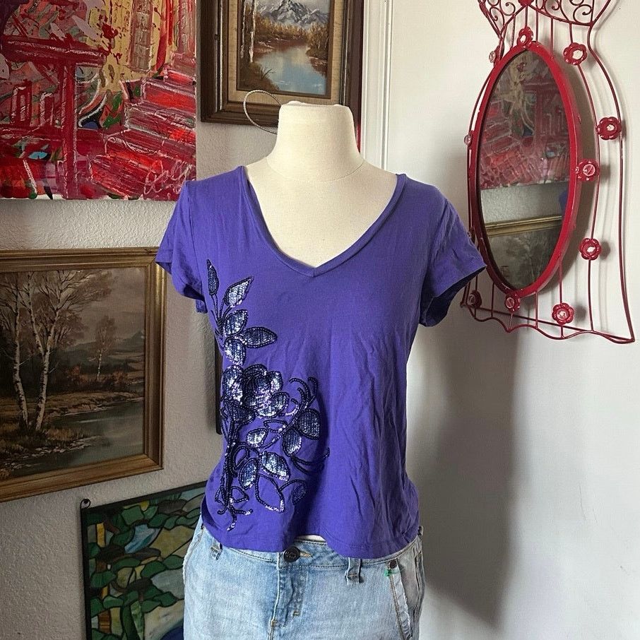 Other glo purple sequin floral v neck shirt Size XL / US 12-14 / IT 48-50 - 1 Thumbnail