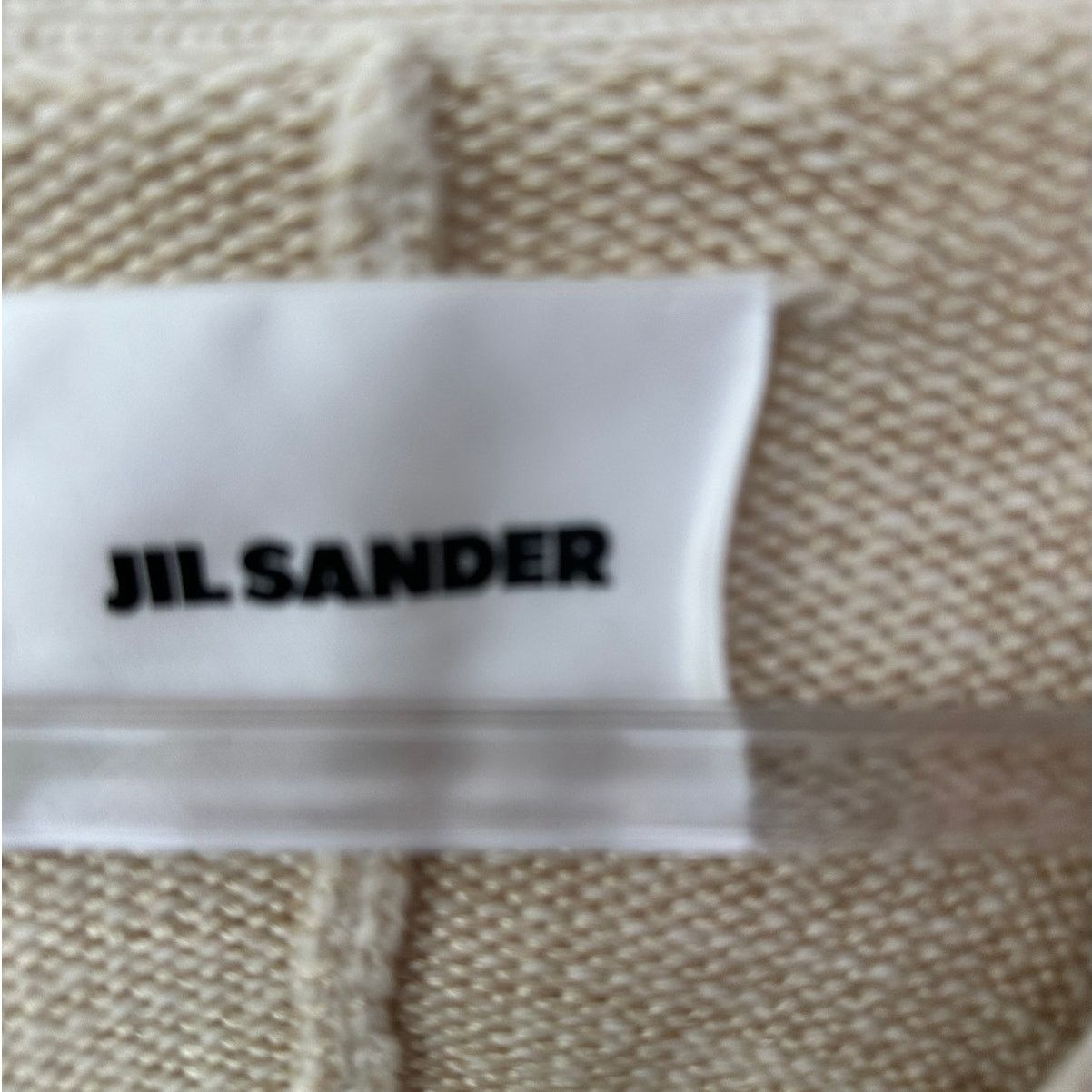 Jil Sander Jil Sander Cream V-Neck Button Long Sleeve Sweater 40 / 8 Size M / US 6-8 / IT 42-44 - 11 Thumbnail
