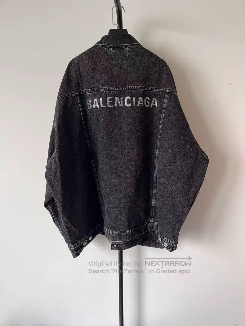 Balenciaga Balenciaga Logo Pattern Lapel Single Breasted Long Sleeve Size XL / US 12-14 / IT 48-50 - 1 Thumbnail