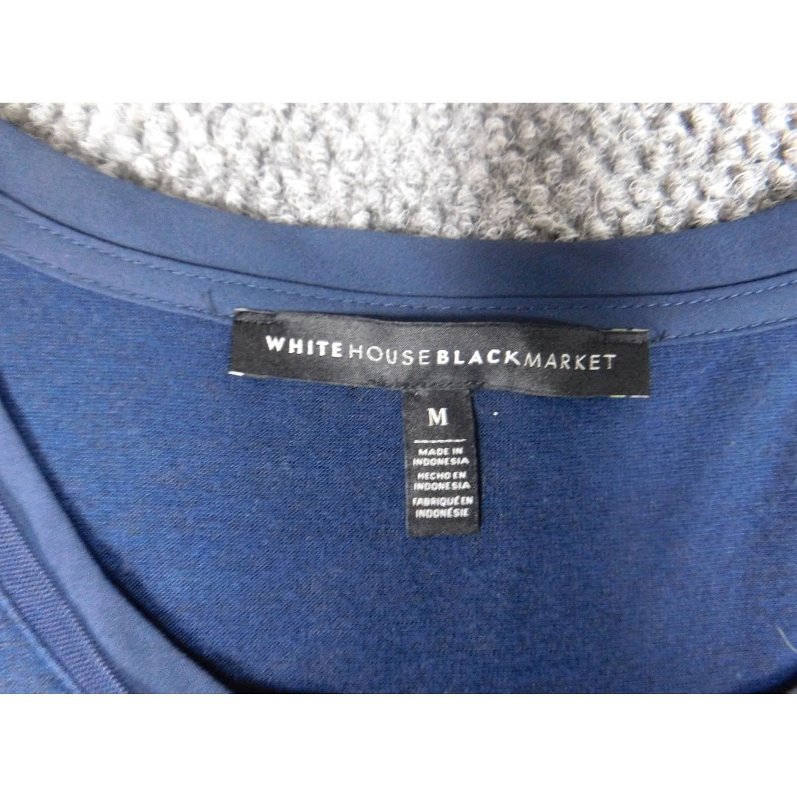White House Black Market White House Black market Womens Blouse Medium blue stretch pullover Size M / US 6-8 / IT 42-44 - 5 Thumbnail