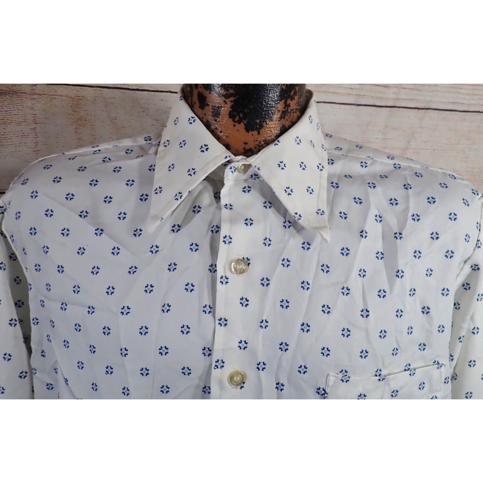 JCPenney VINTAGE JC Penney Disco Shirt Mens Lg 60s 70s Button-Front Long Sleeve Polyester White Red Blue Gray AOP Abstract 1970s Mens XL Size US L / EU 52-54 / 3 - 2 Thumbnail