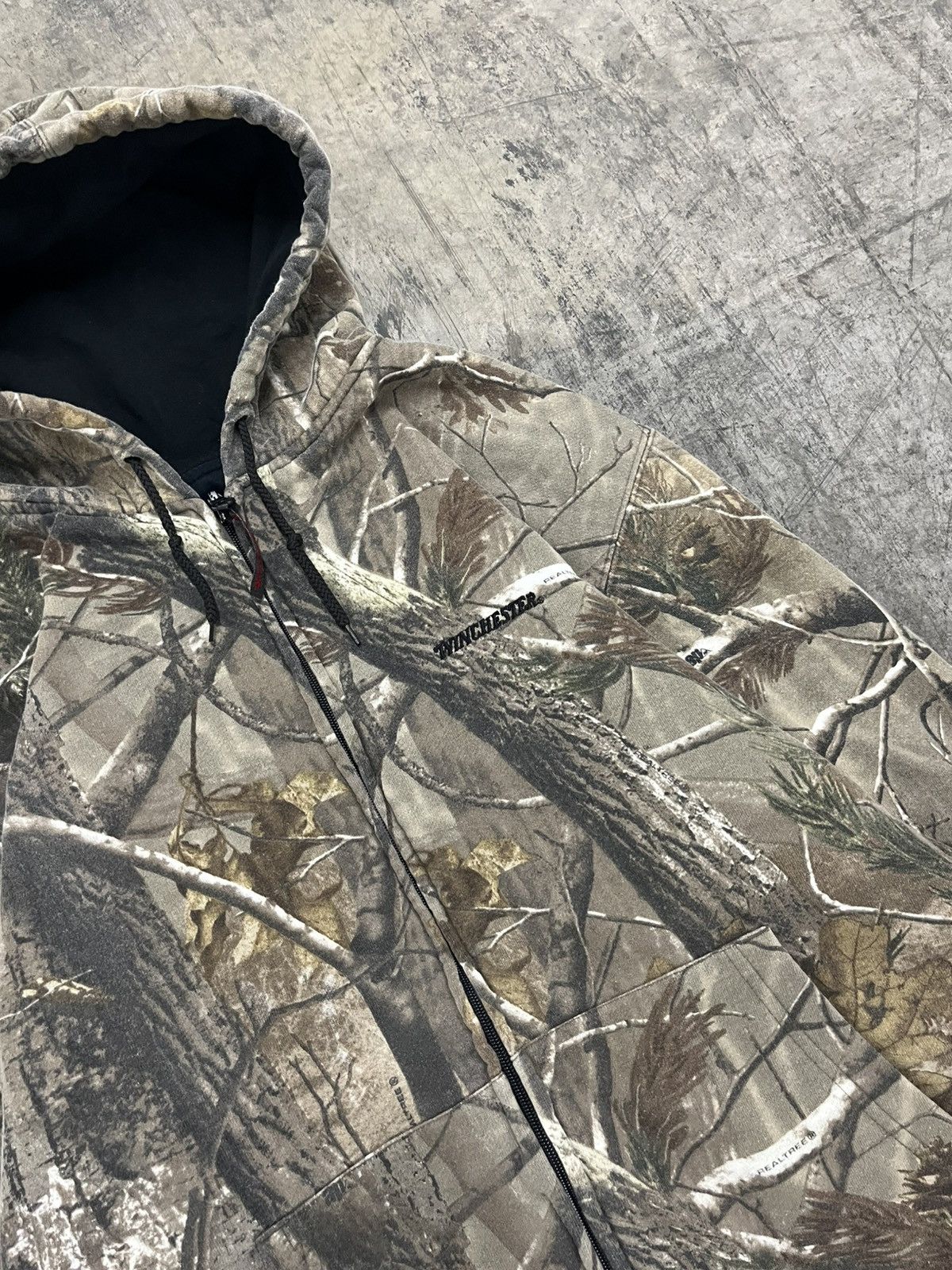 Carhartt Realtree camo vintage boxy fit heavyweight zipup streetwear Size US XL / EU 56 / 4 - 5 Thumbnail