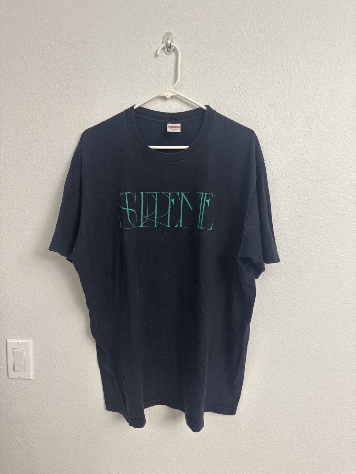 Supreme Supreme Trademark Tee Navy XL Size US XL / EU 56 / 4 - 1 Thumbnail