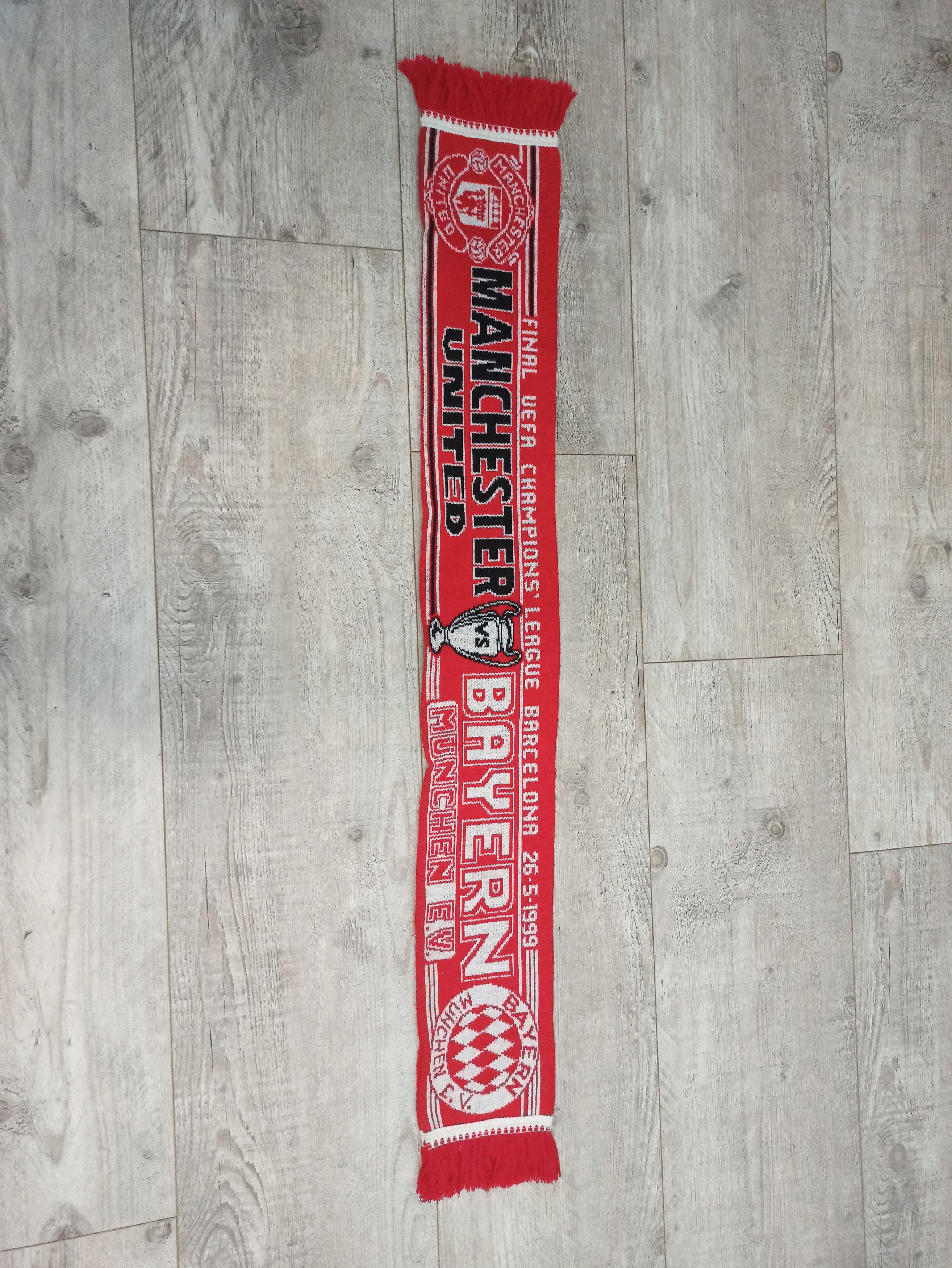 image of Vintage Champions League Scarf Bayern Vs Manchester United 1999 in Red, Men's