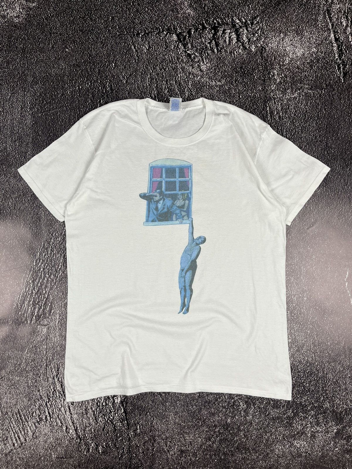 Other Vintage "Suspenseful Escape Window Art Tee" T-Shirt Size US L / EU 52-54 / 3 - 1 Thumbnail