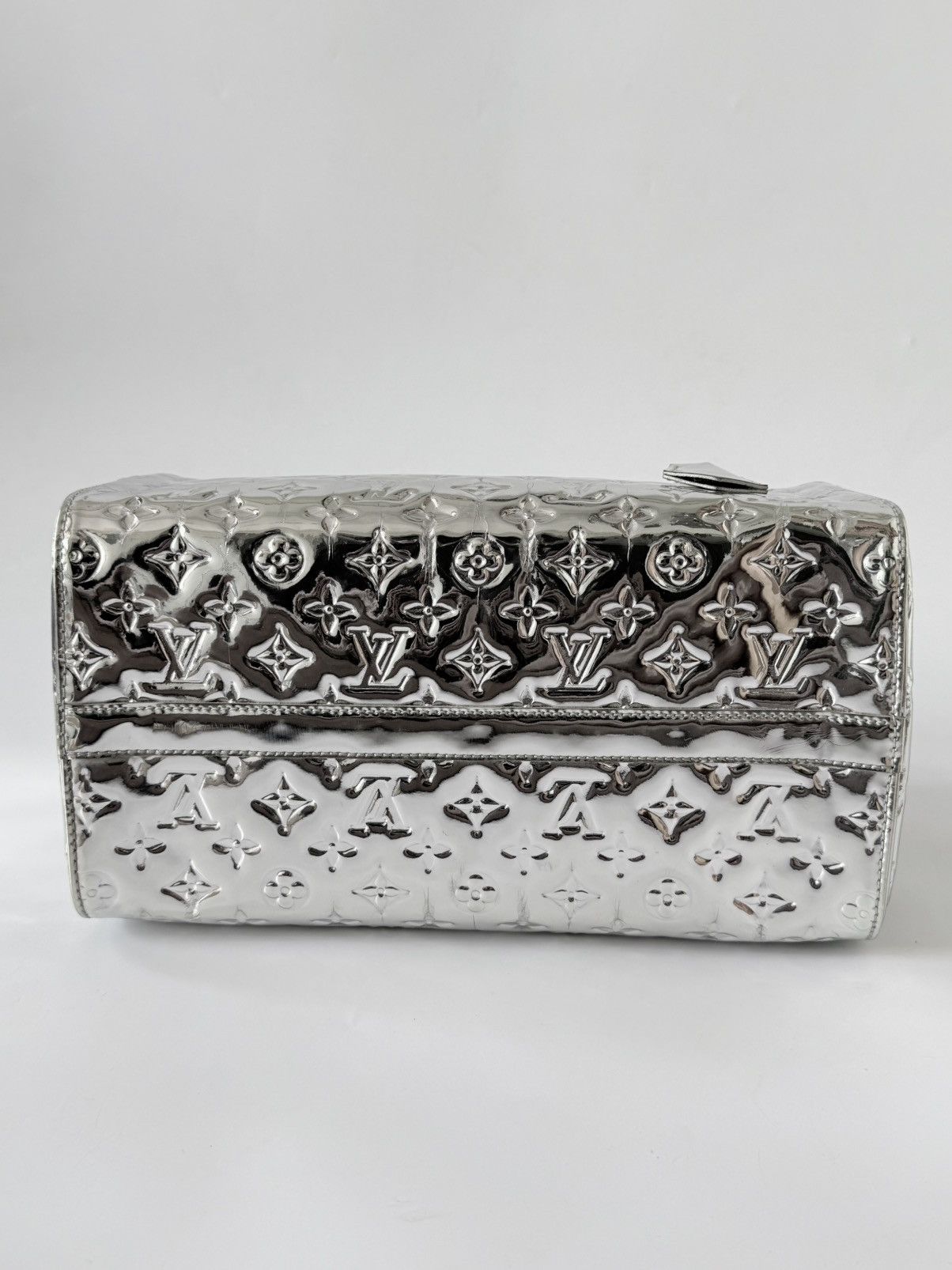 Louis Vuitton Louis Vuitton Limited Silver Monogram Miroir Speedy 30 Bag Size ONE SIZE - 8 Thumbnail