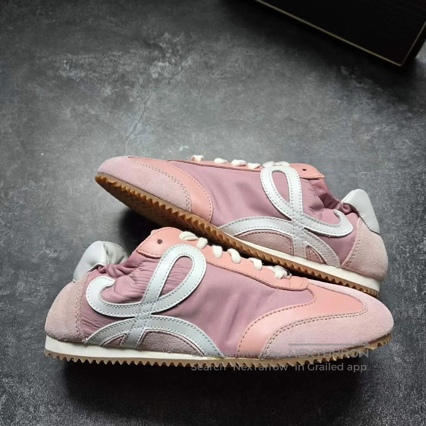 Loewe LOEWE Pink Casual Sneakers. Size US 5 / IT 35 - 8 Thumbnail