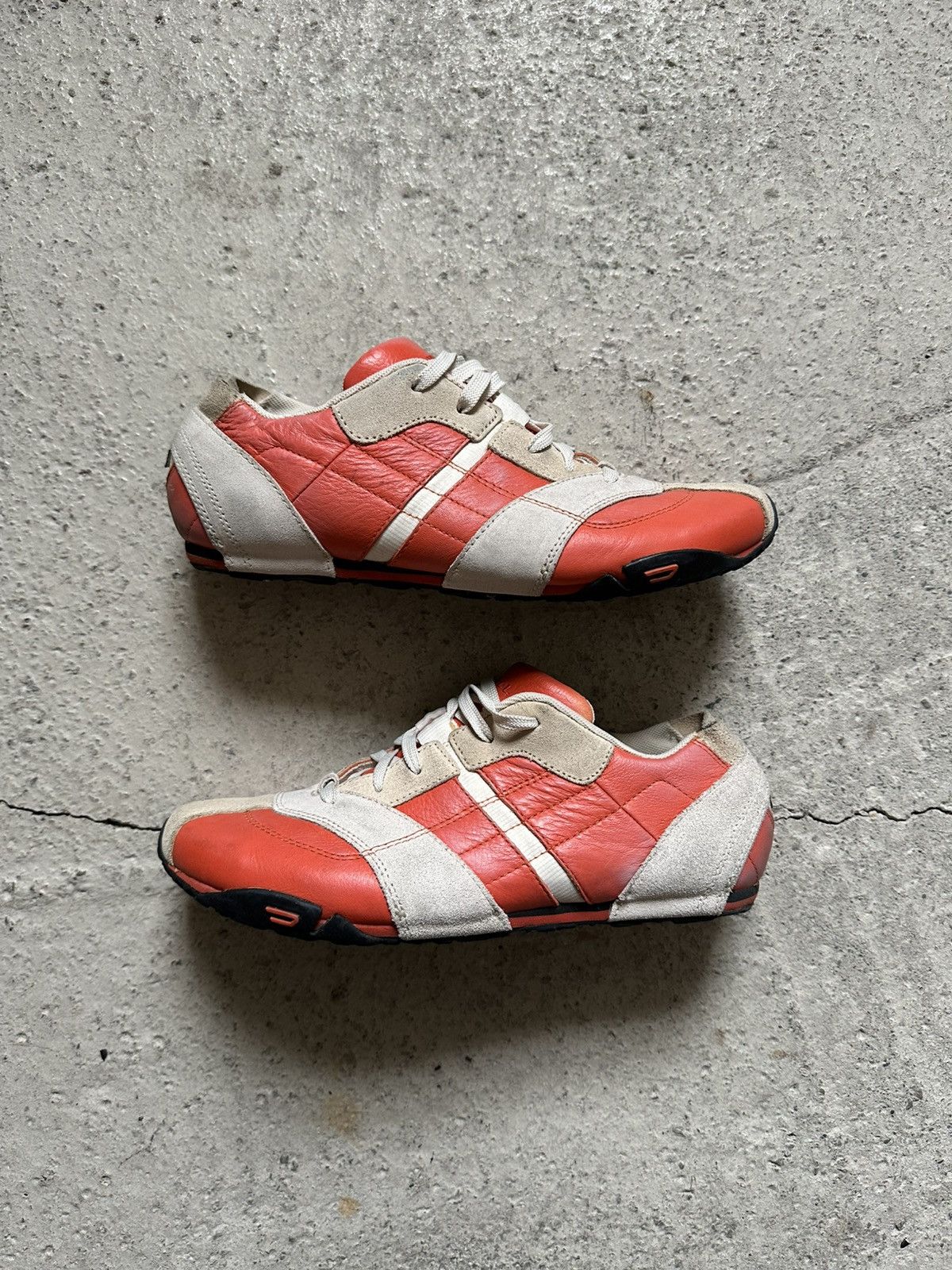 Diesel Vintage 2000s Diesel low profile leather suede sneakers Size US 9 / EU 42 - 8 Thumbnail
