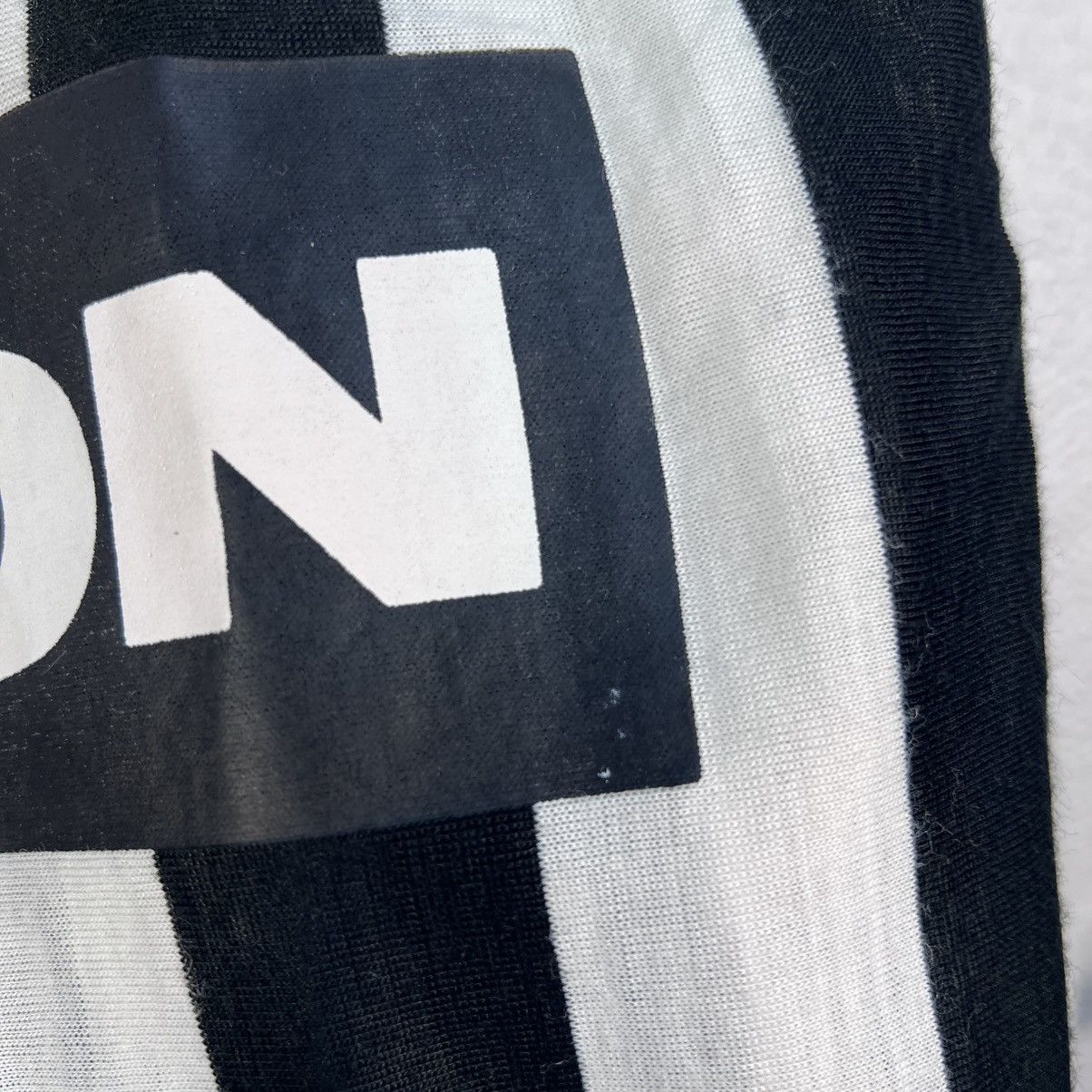 Kappa Long sleeve KAPPA Juventus 1983 PLATINI 10 ARISTON ITALY Size US M / EU 48-50 / 2 - 16 Thumbnail