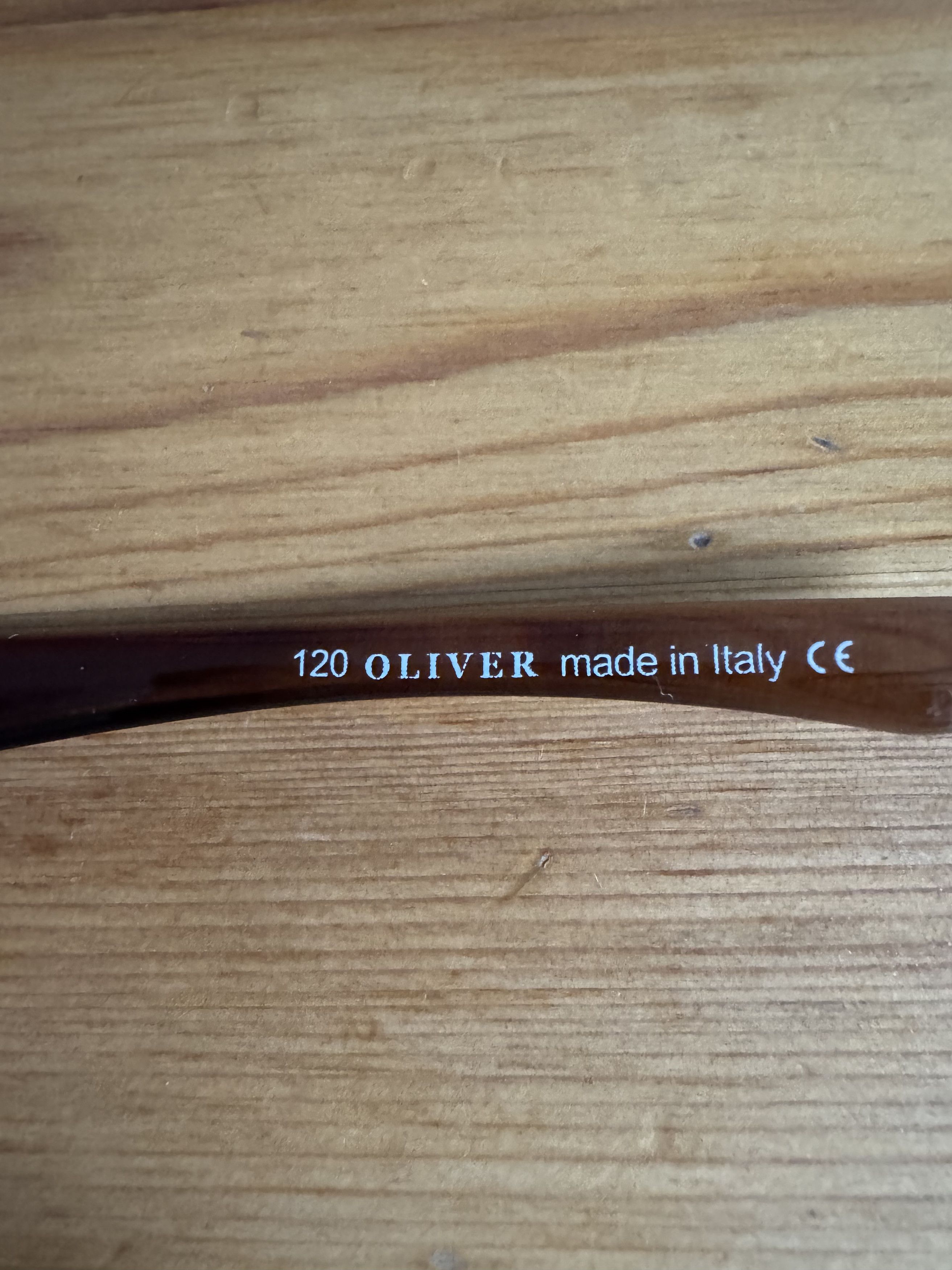 Valentino Oliver by Valentino 90's Transparent Brown Flat Sunglasses Size ONE SIZE - 4 Thumbnail