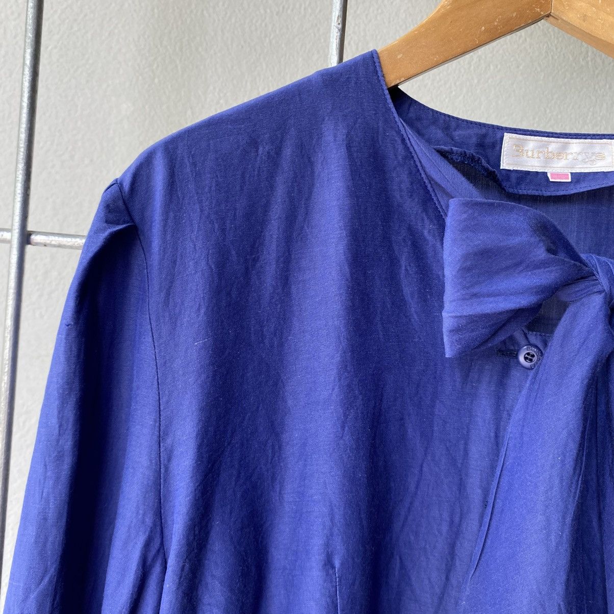 Burberry BURBERRYS Vintage Royal Blue Bow Blouse Size M / US 6-8 / IT 42-44 - 25 Thumbnail