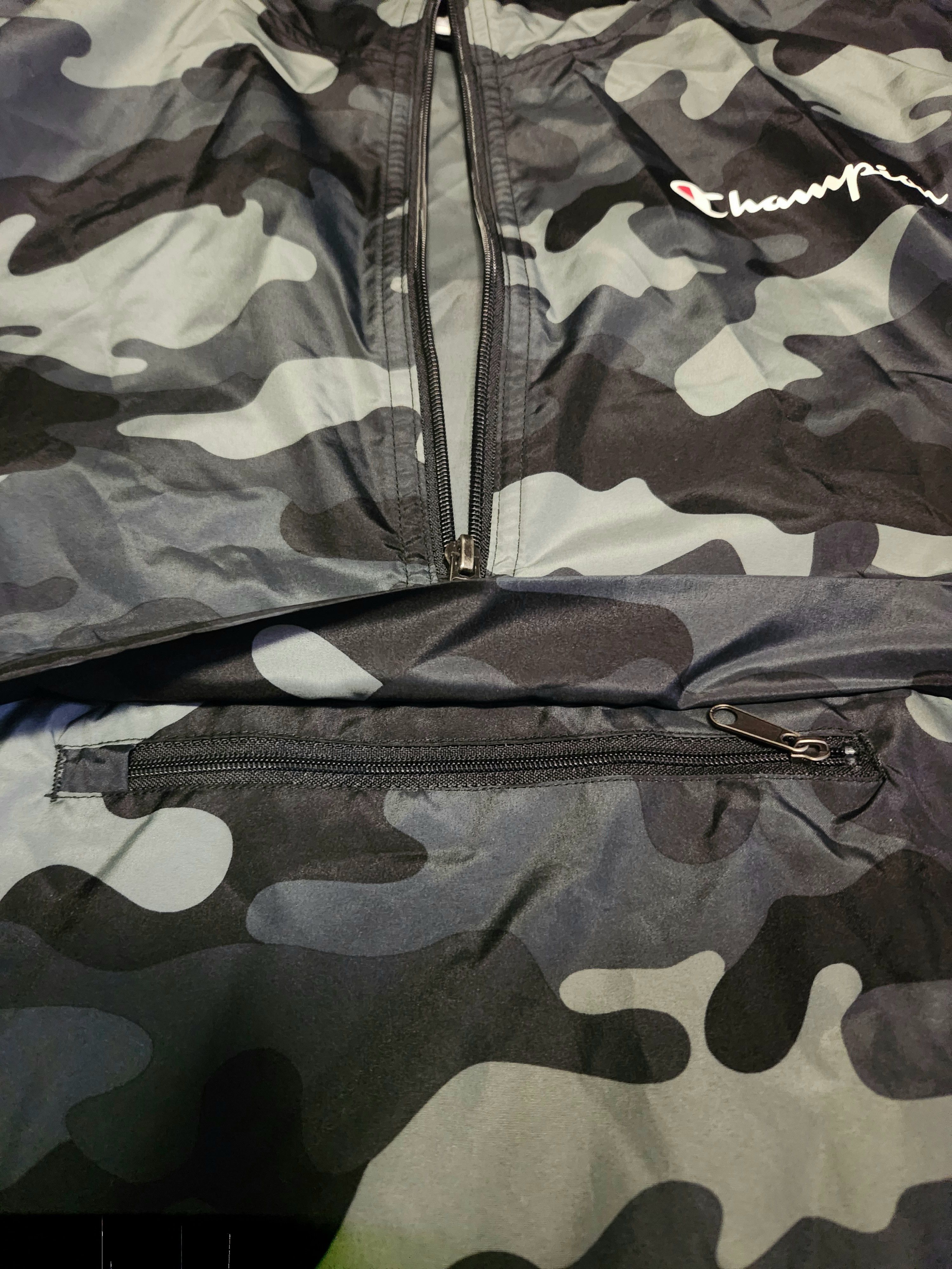 Champion Camo raincoat Size US S / EU 44-46 / 1 - 3 Thumbnail