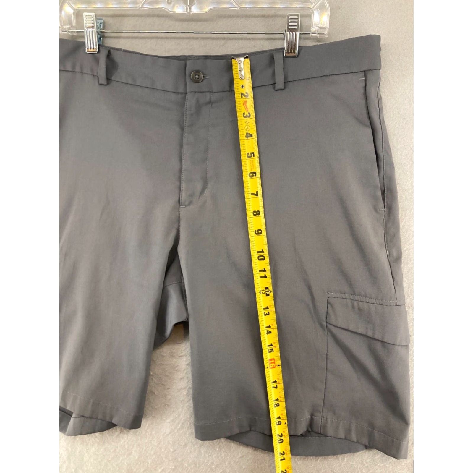 Nike Nike Golf Shorts Mens 36 Gray Standard Fit Shirt? Size US 36 / EU 52 - 3 Thumbnail