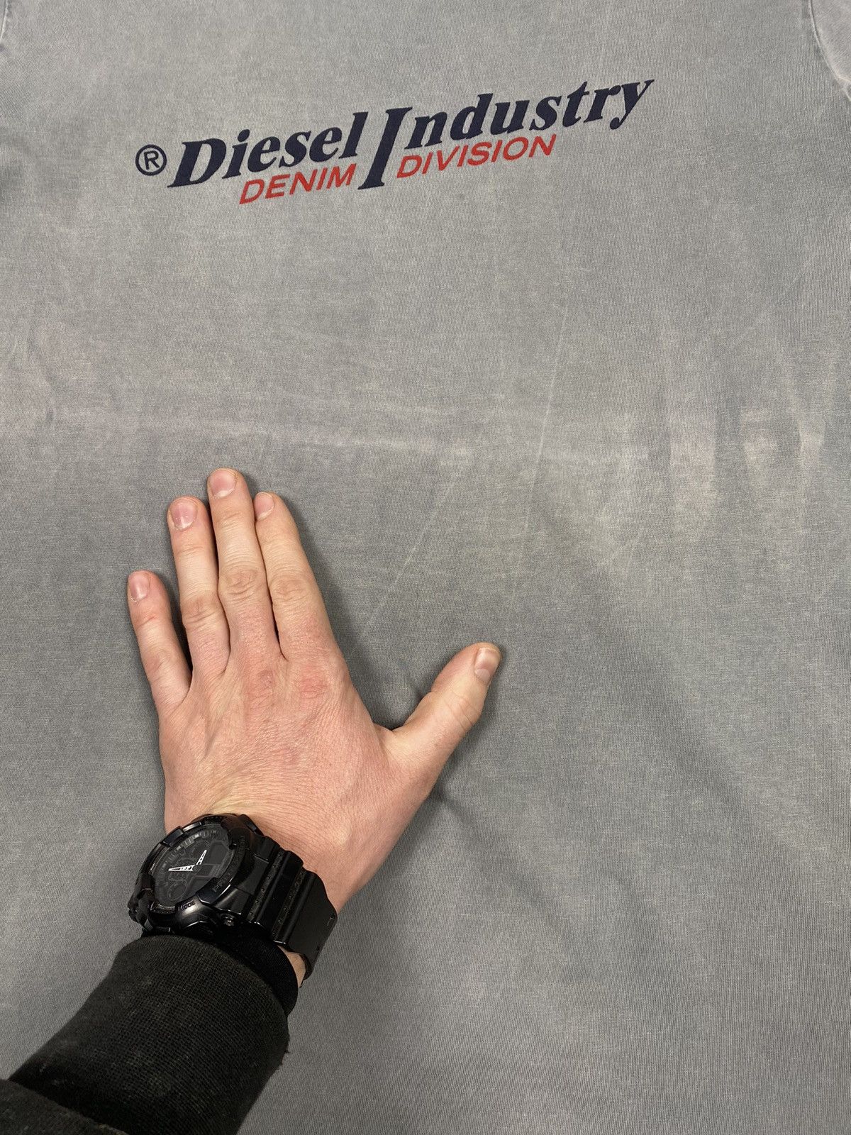 Diesel Diesel Industry Faded Gray Big Logo Avant-garde T Shirt Size US L / EU 52-54 / 3 - 6 Thumbnail