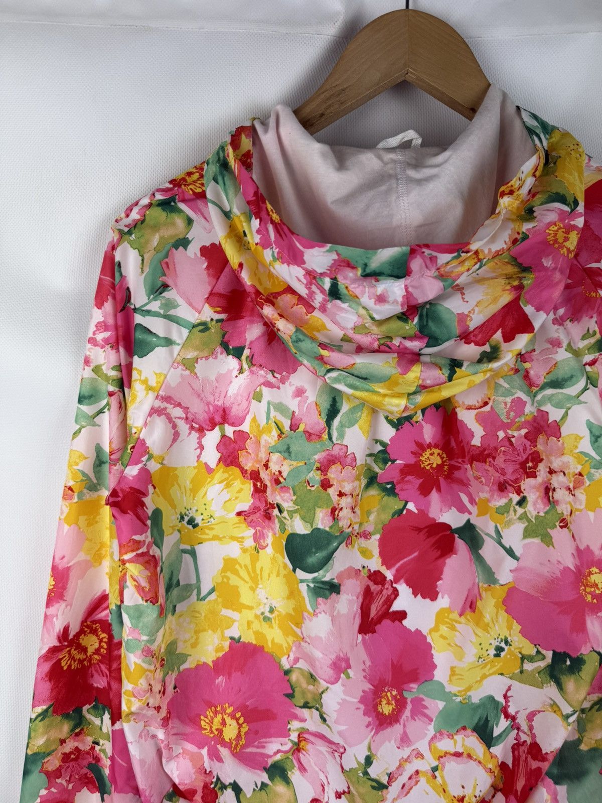 Polo Ralph Lauren Polo Ralph Lauren Flower Pattern Hooded Windbreaker Jacket Size S / US 4 / IT 40 - 16 Thumbnail