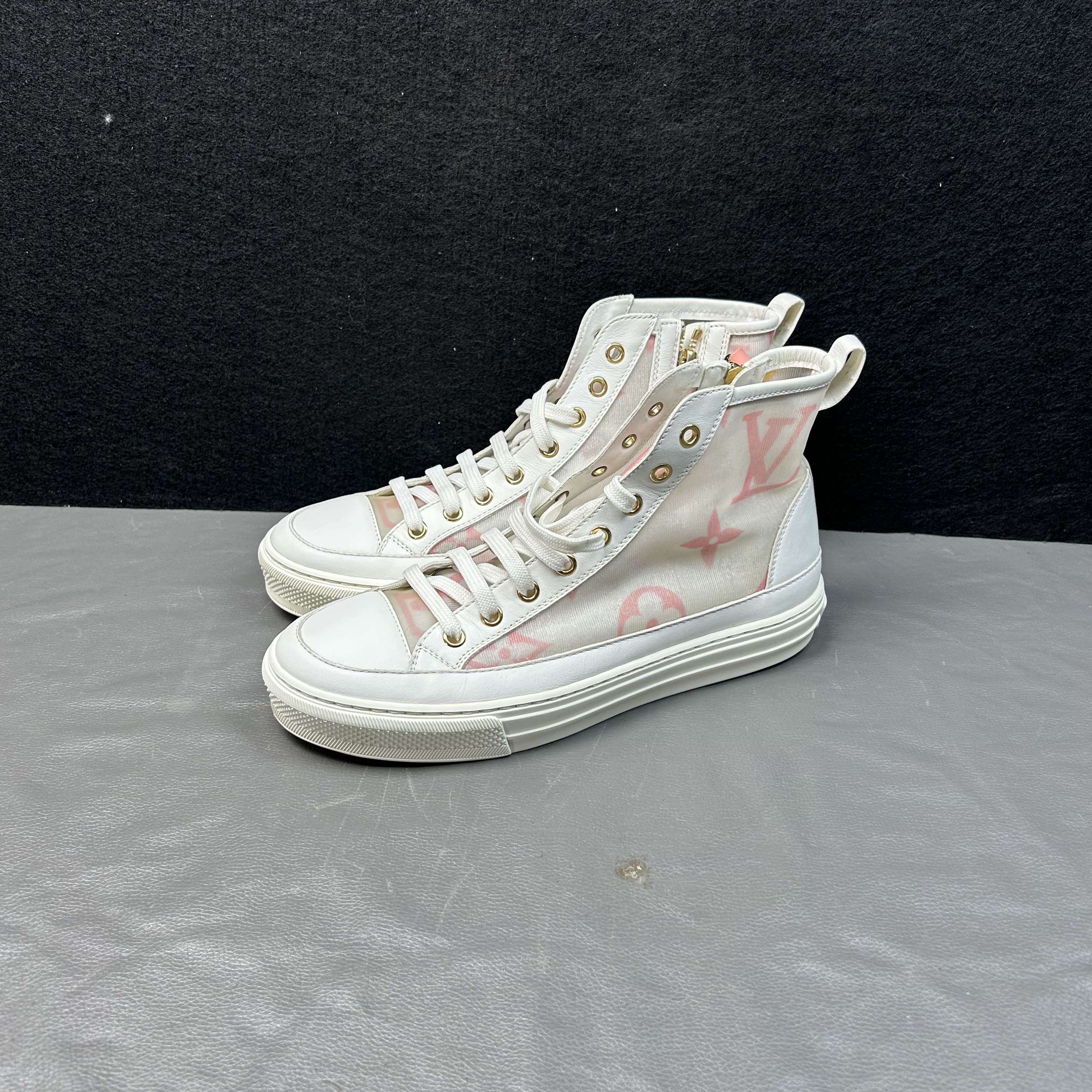 Louis Vuitton Louis Vuitton Stellar High-Top Sneakers Size 37 Size US 7 / IT 37 - 1 Thumbnail