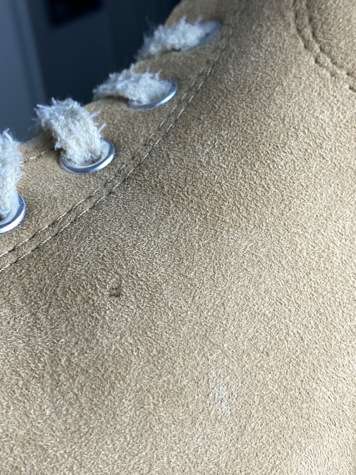 Converse Converse Suede and Shearling Sheep Fur Lined Hi Top Sneakers Size US 9.5 / EU 42-43 - 12 Thumbnail