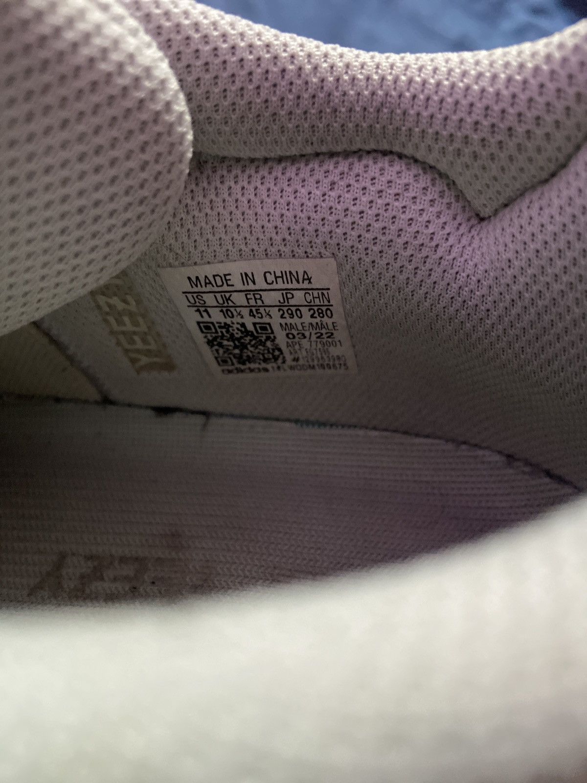 Adidas Yeezy Boost 700 Analogs Size US 11 / EU 44 - 6 Thumbnail