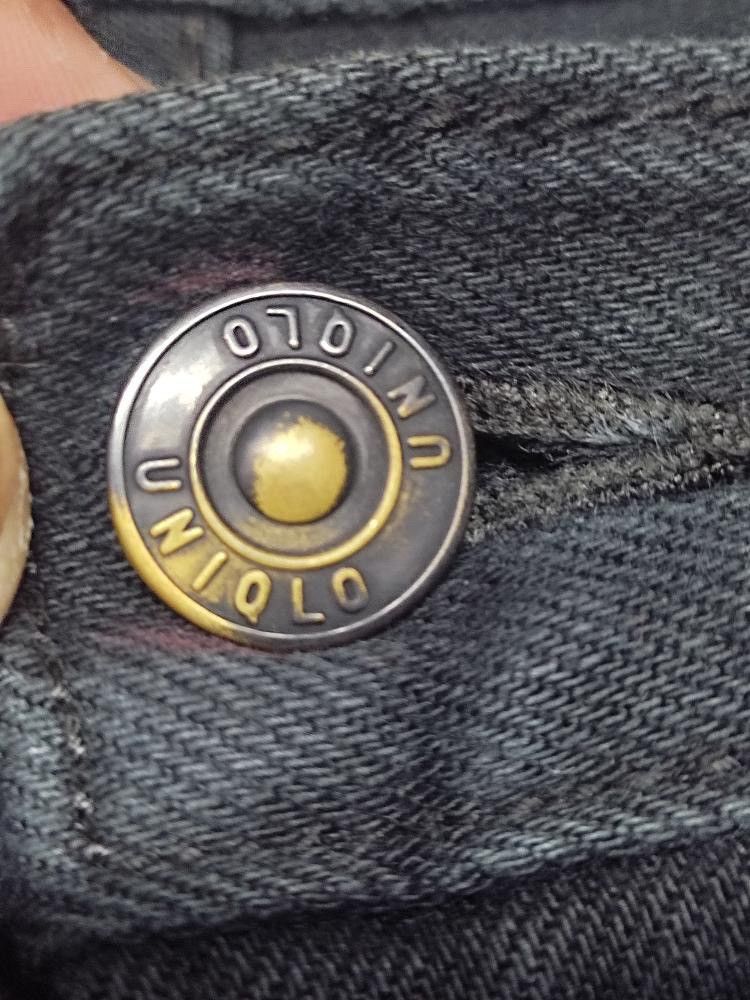 Uniqlo UNIQLO DISTRESSED DENIM BLACK SELVEDGE Size US 34 / EU 50 - 9 Thumbnail