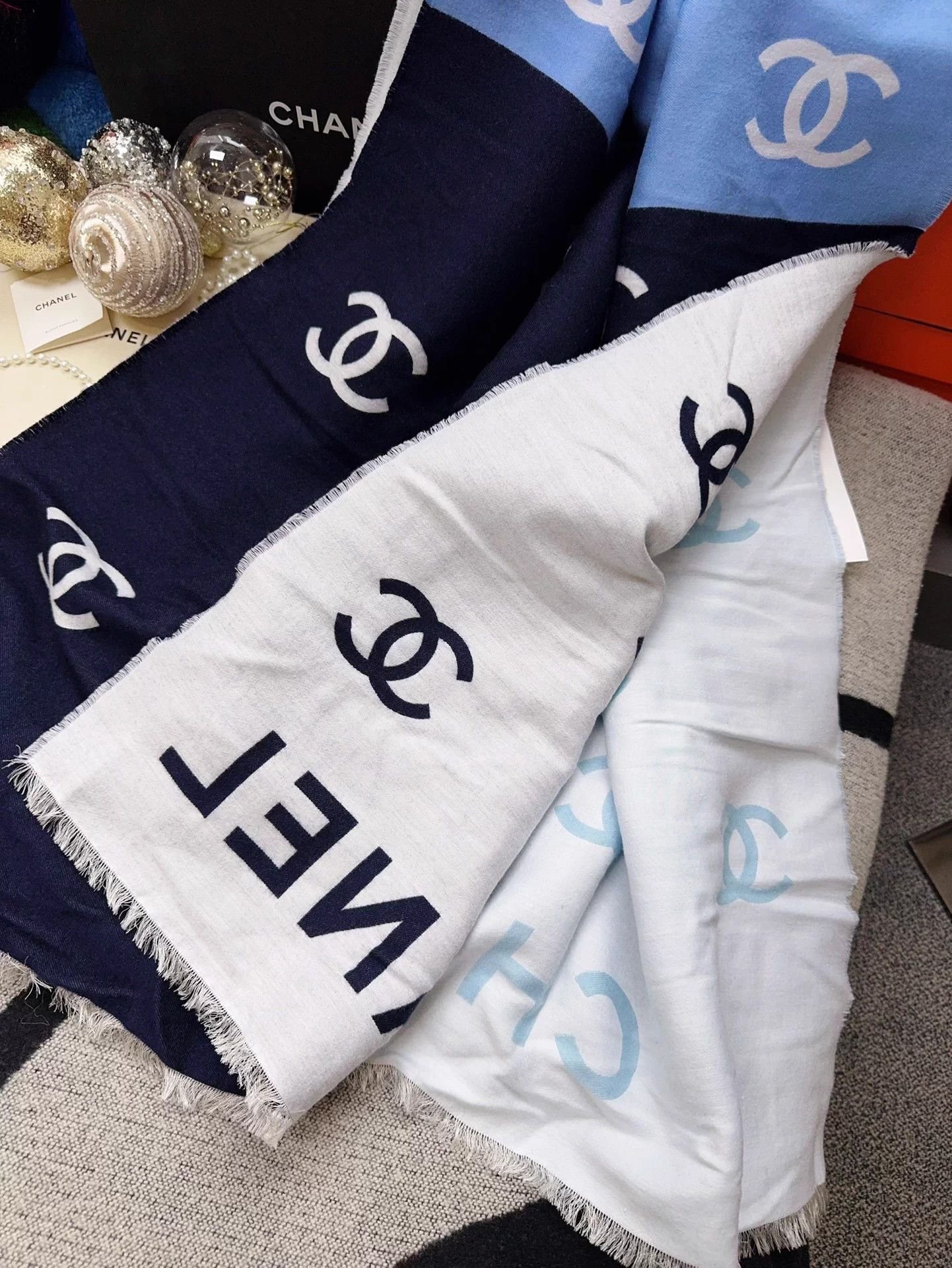 Chanel Chanel 25C Blue Gradient Colorblock Allover Logo Scarf Size ONE SIZE - 2 Thumbnail