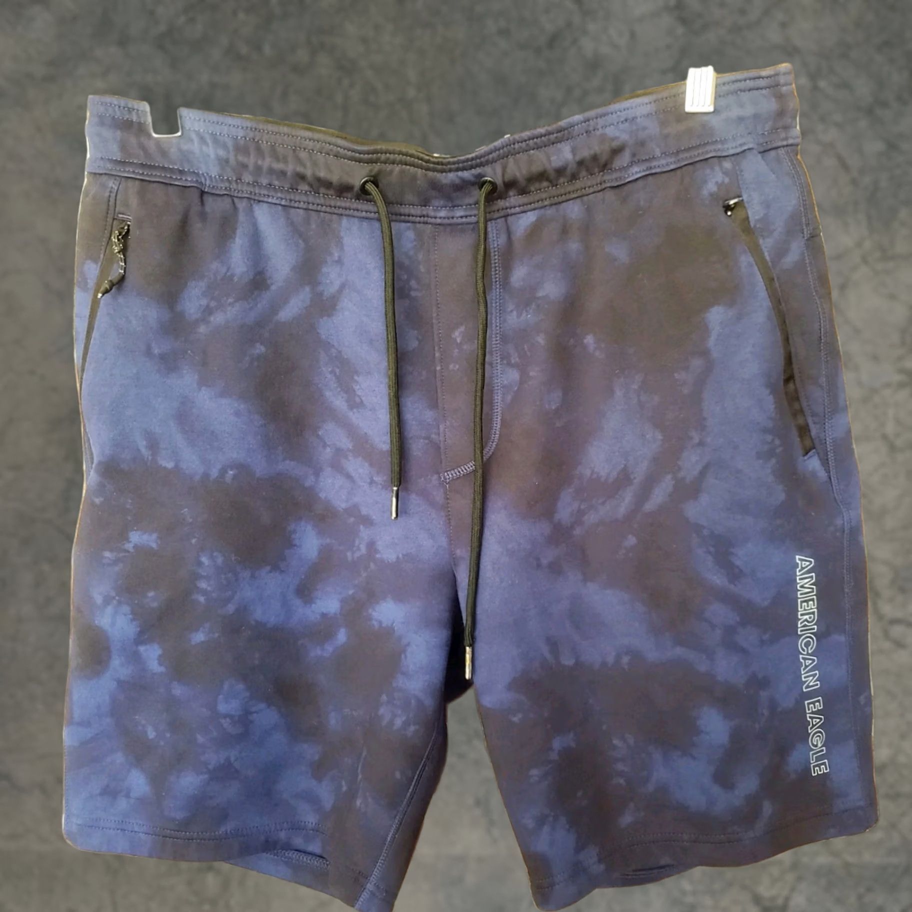 American Eagle Outfitters American Eagle Outfitters Shorts Mens Large Blue Camo Pockets Athletic 34-37x8.5 Size US 33 - 1 Thumbnail