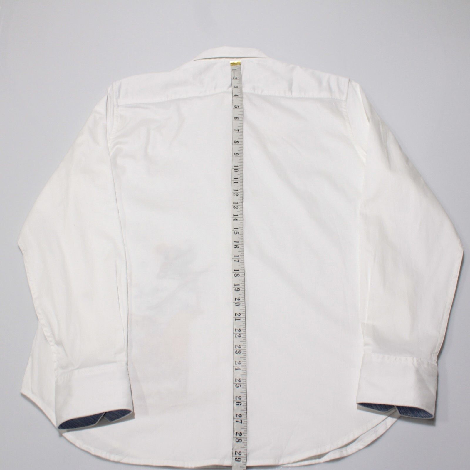 Robert Graham Robert Graham New with tags Shirt Size M US In White Size US M / EU 48-50 / 2 - 6 Thumbnail